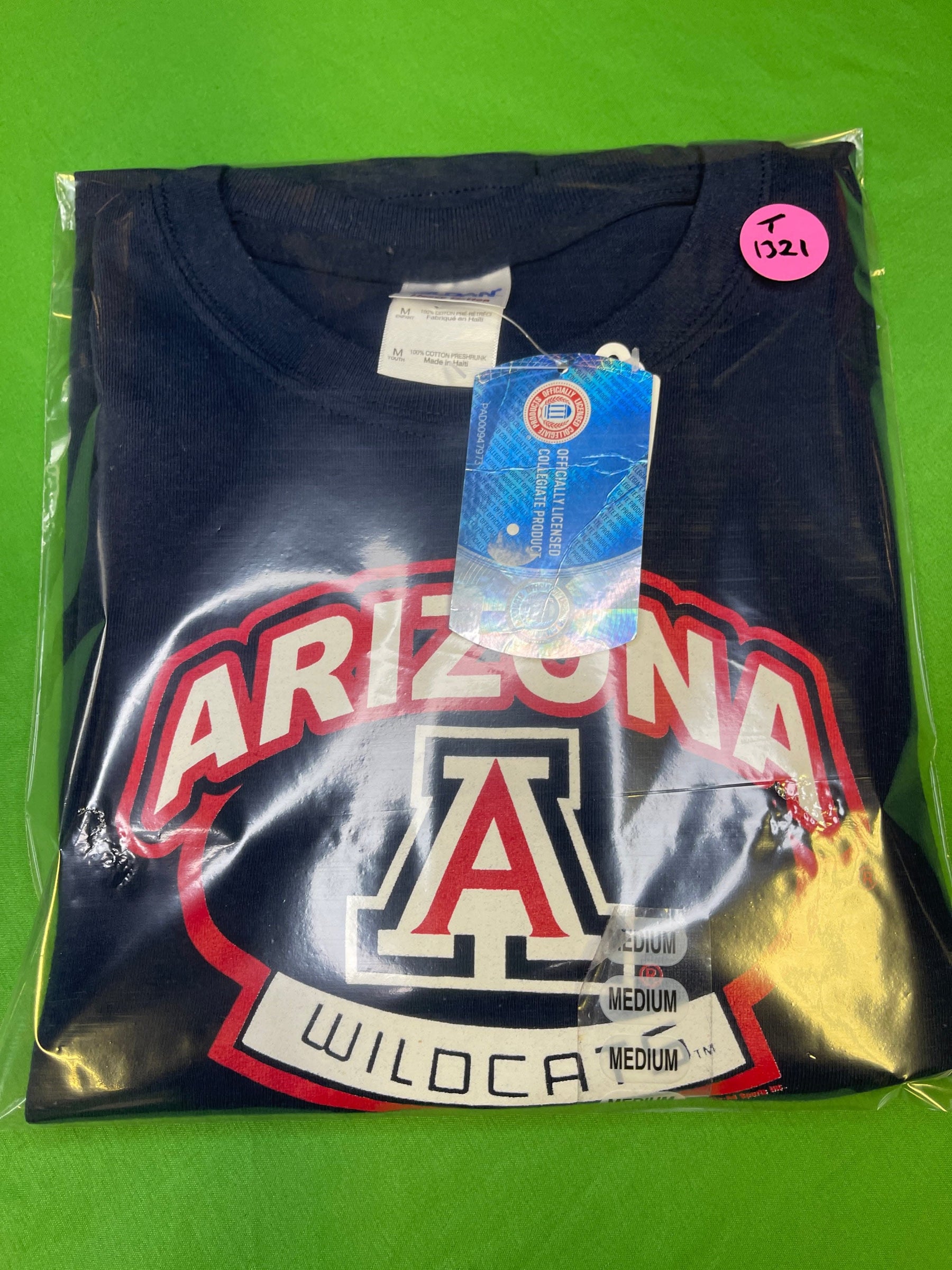 NCAA University of Arizona Wildcats 100% Cotton T-Shirt Youth Medium 10-12 NWT
