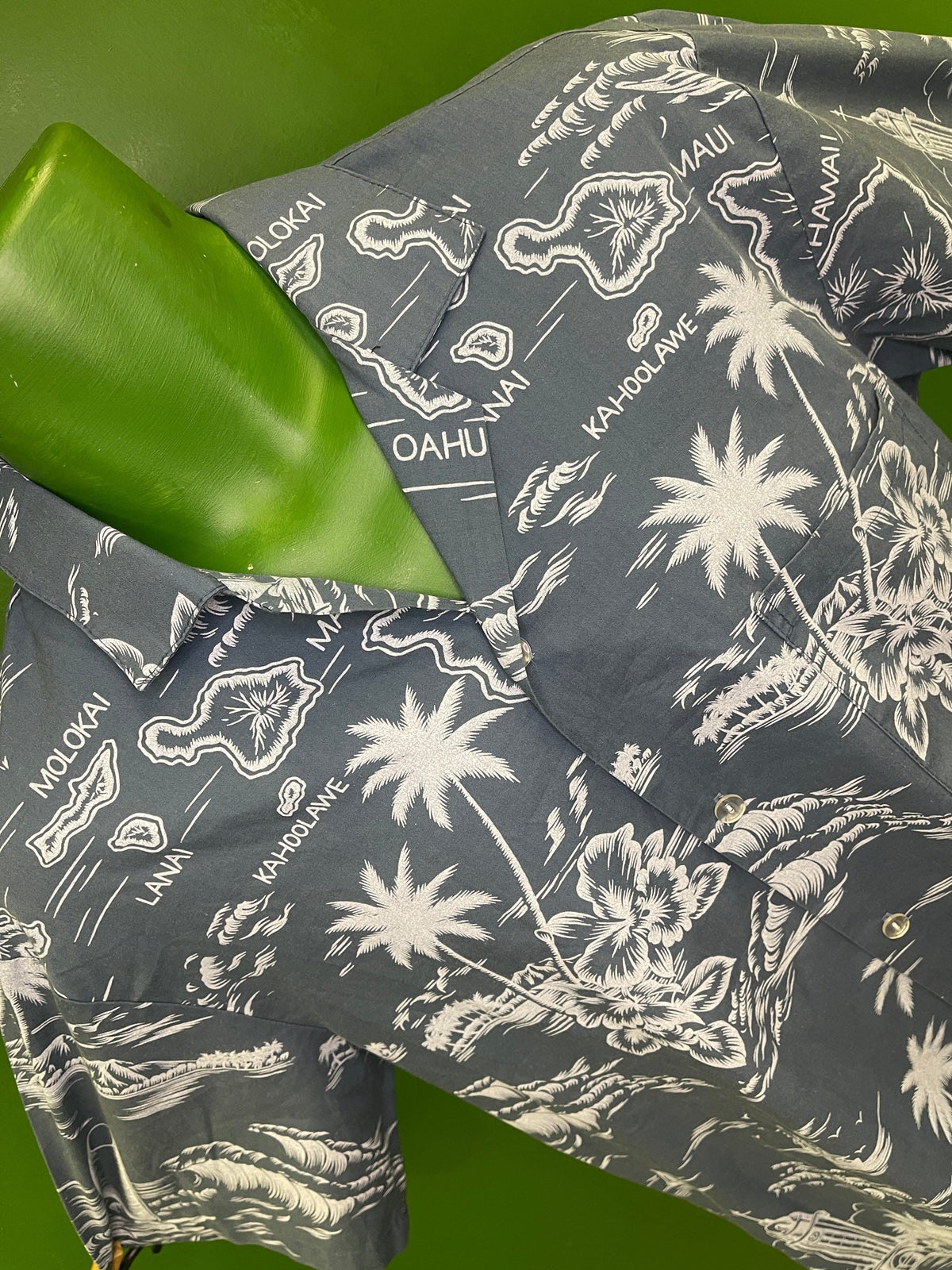 Made in Hawaii Monochrome Teal Hawaiian Aloha Shirt Men's Medium