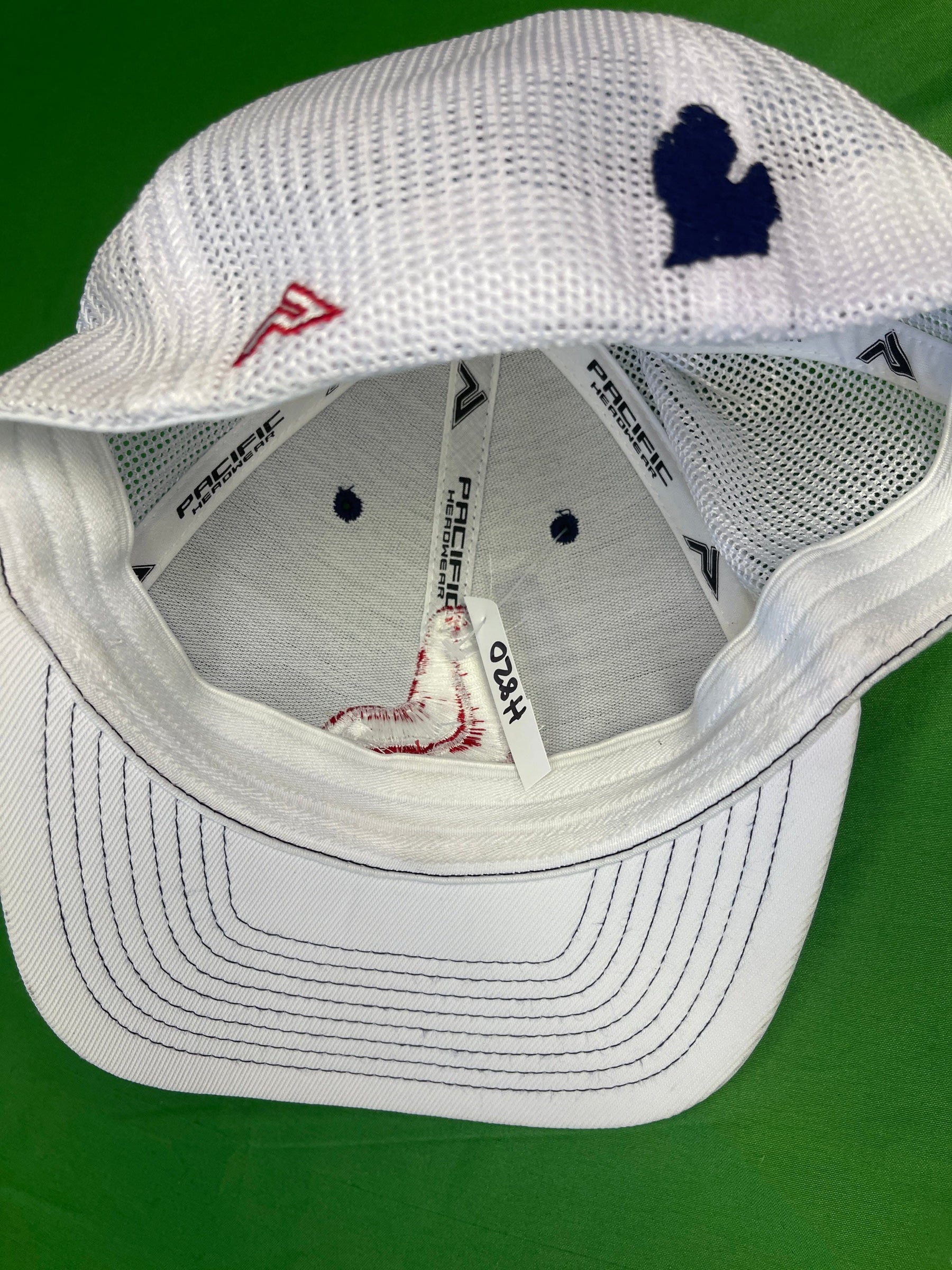 MLB Boston Red Sox Mesh Colour Blocked Hat/Cap Small/Medium