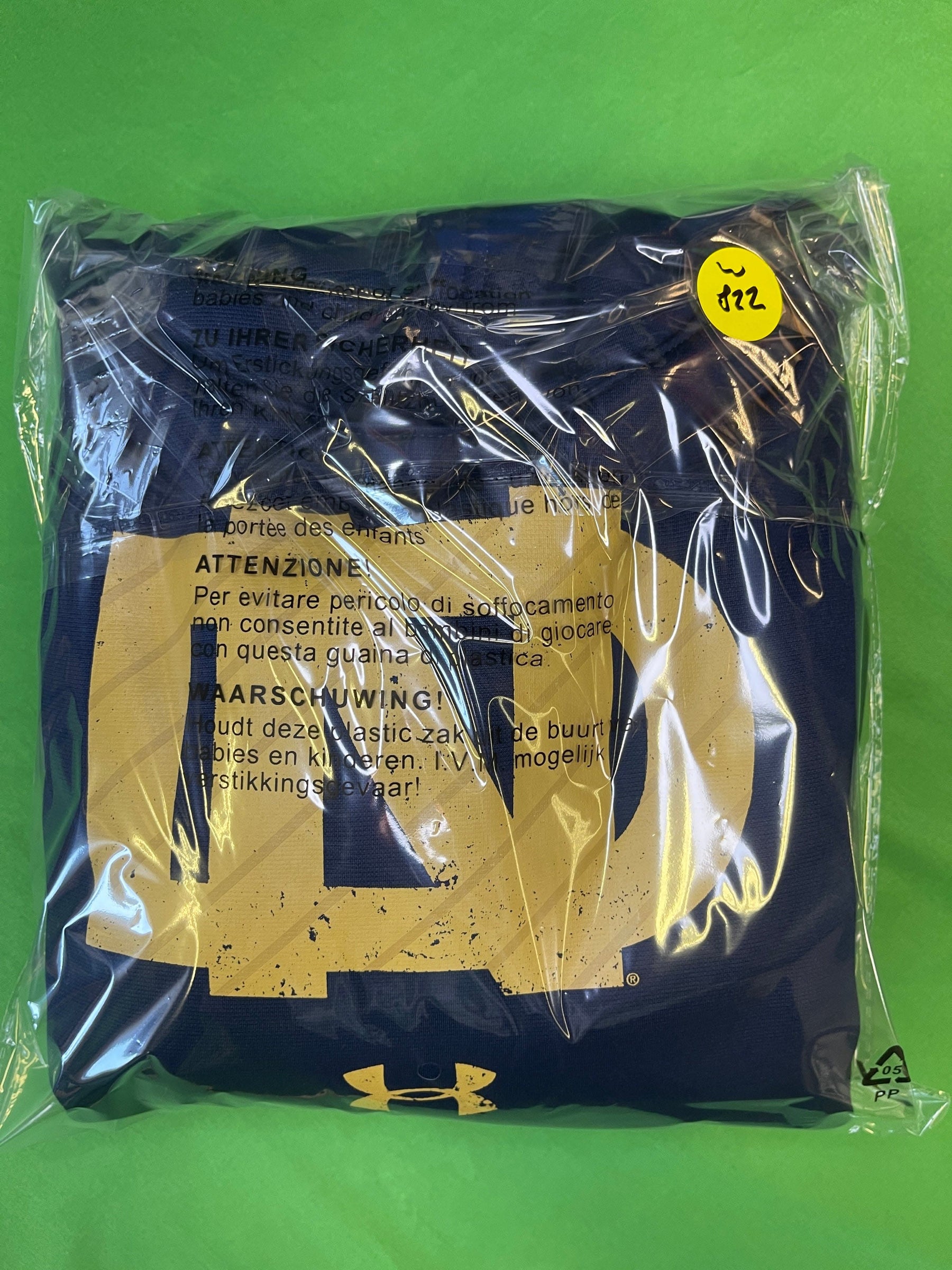 NCAA Notre Dame Fighting Irish Under Armour Hoodie Youth X-Large 18-20