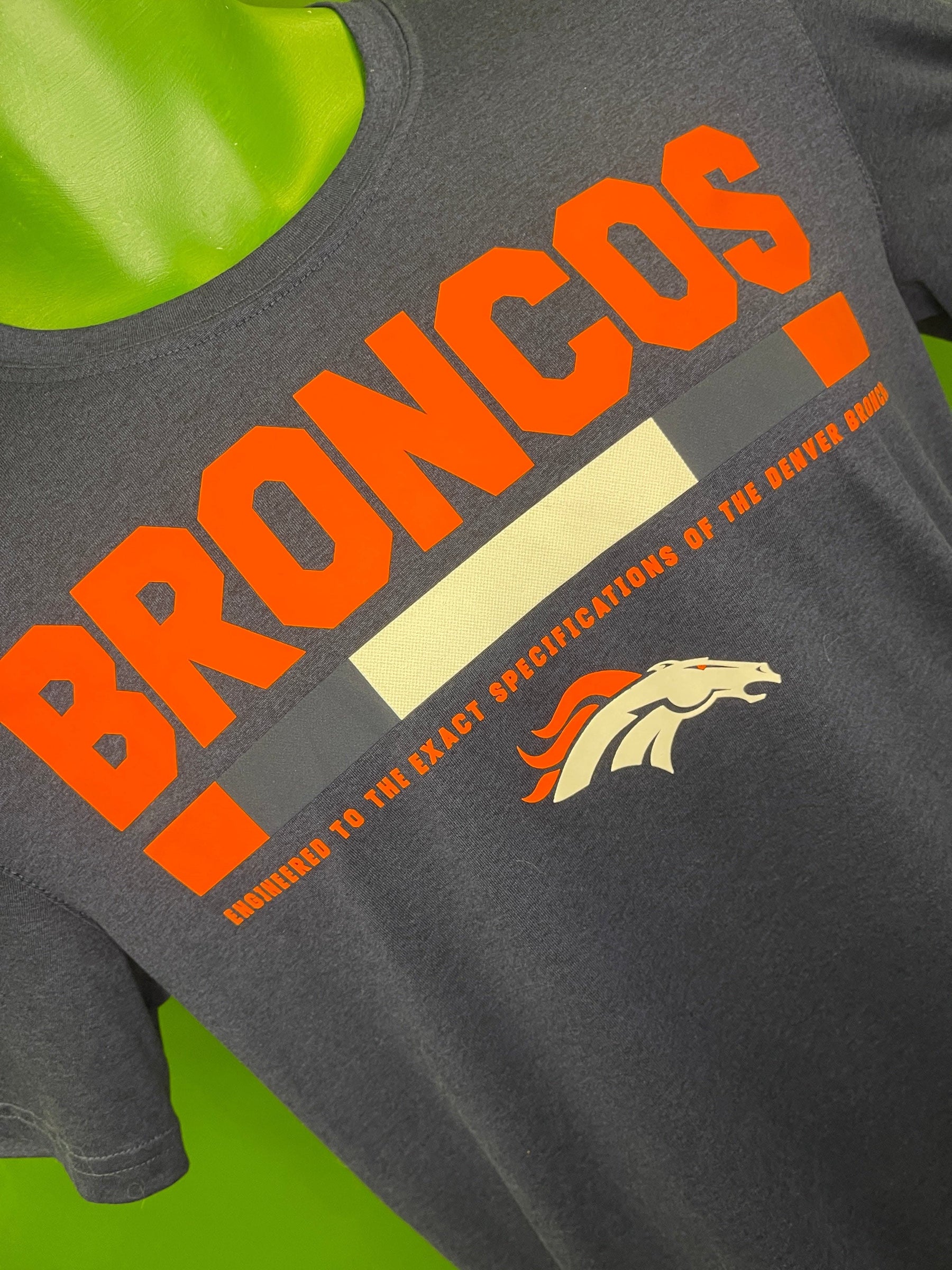 NFL Denver Broncos Dark Blue Nike Dri-Fit T-Shirt Men's Small