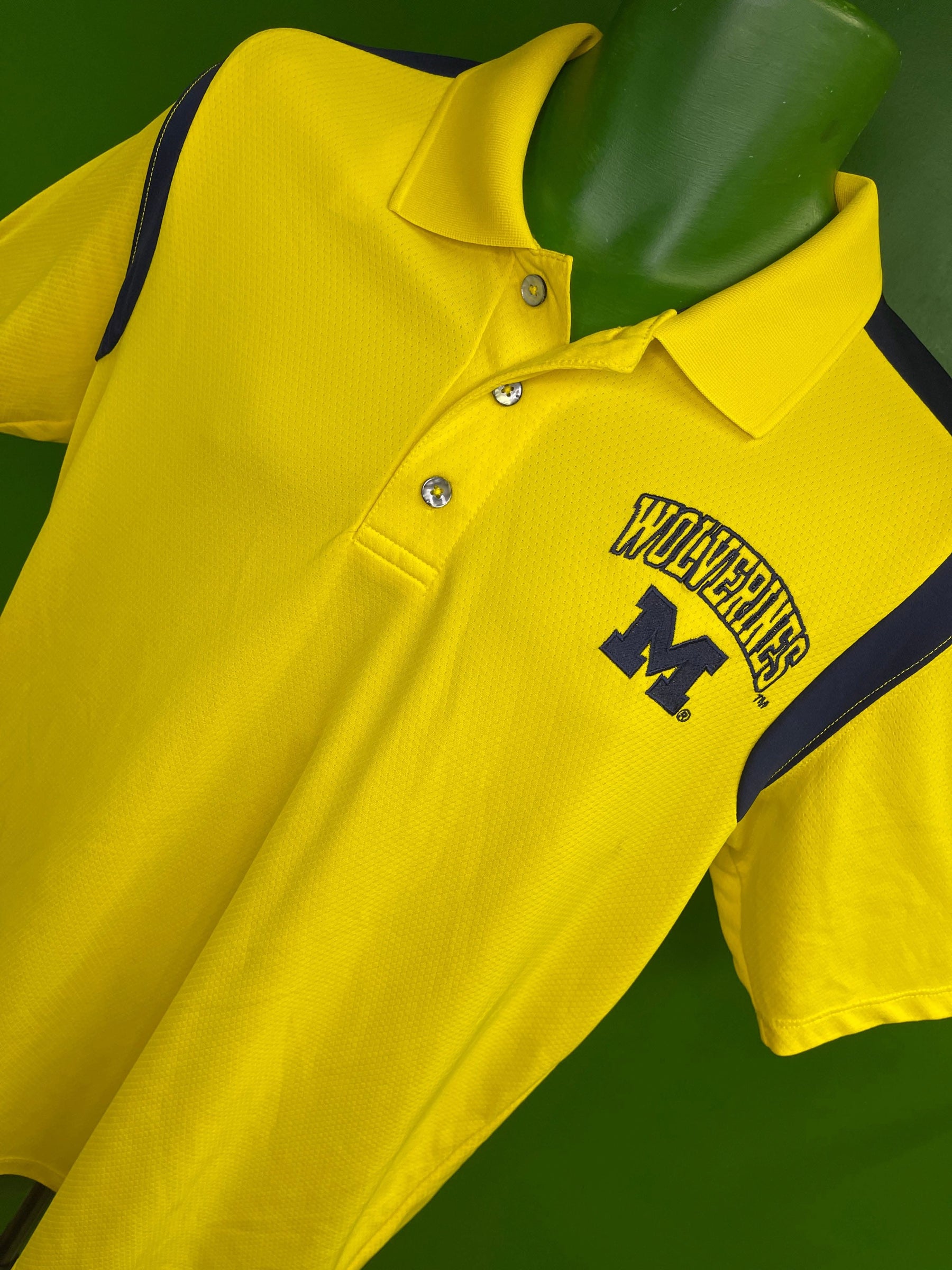 NCAA Michigan Wolverines Golf Polo Shirt Men's Medium 38/40