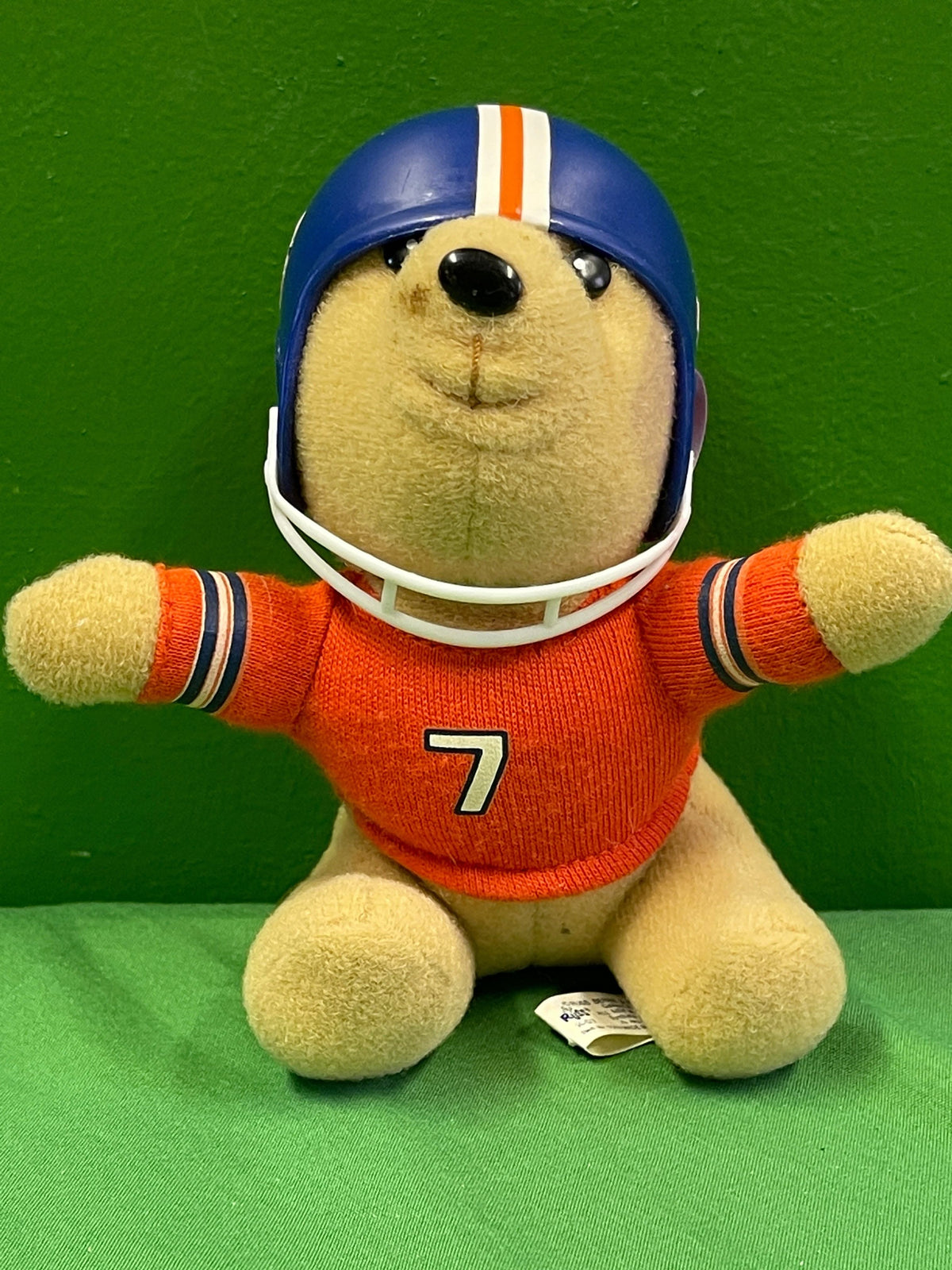 NFL Denver Broncos John Elway #7 Russ Berrie Bear 1980s Vintage K-57