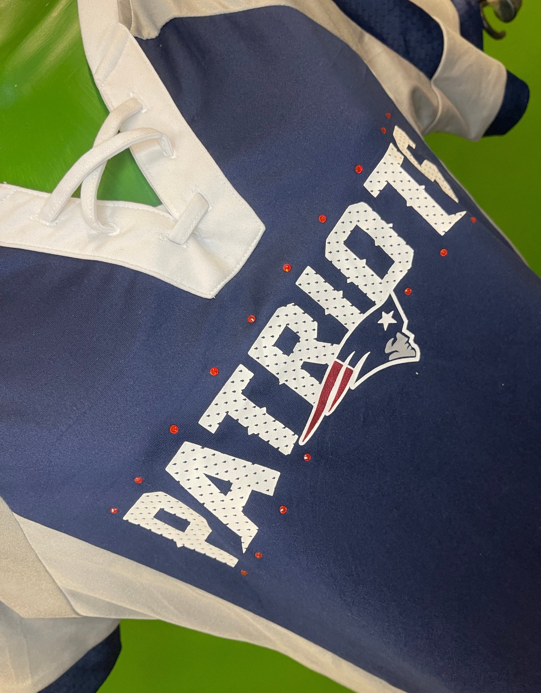 NFL New England Patriots Majestic Lace-Up Jersey-Style Top Women's Small