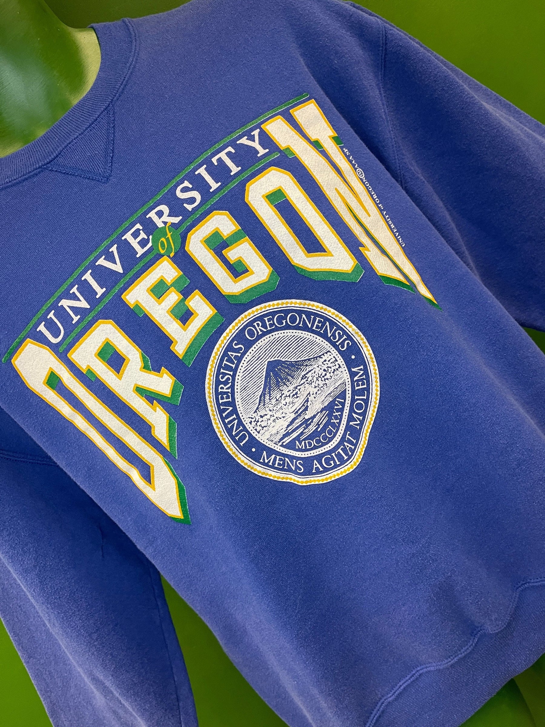 NCAA Oregon Ducks Russell Vintage Sweatshirt Men's Large
