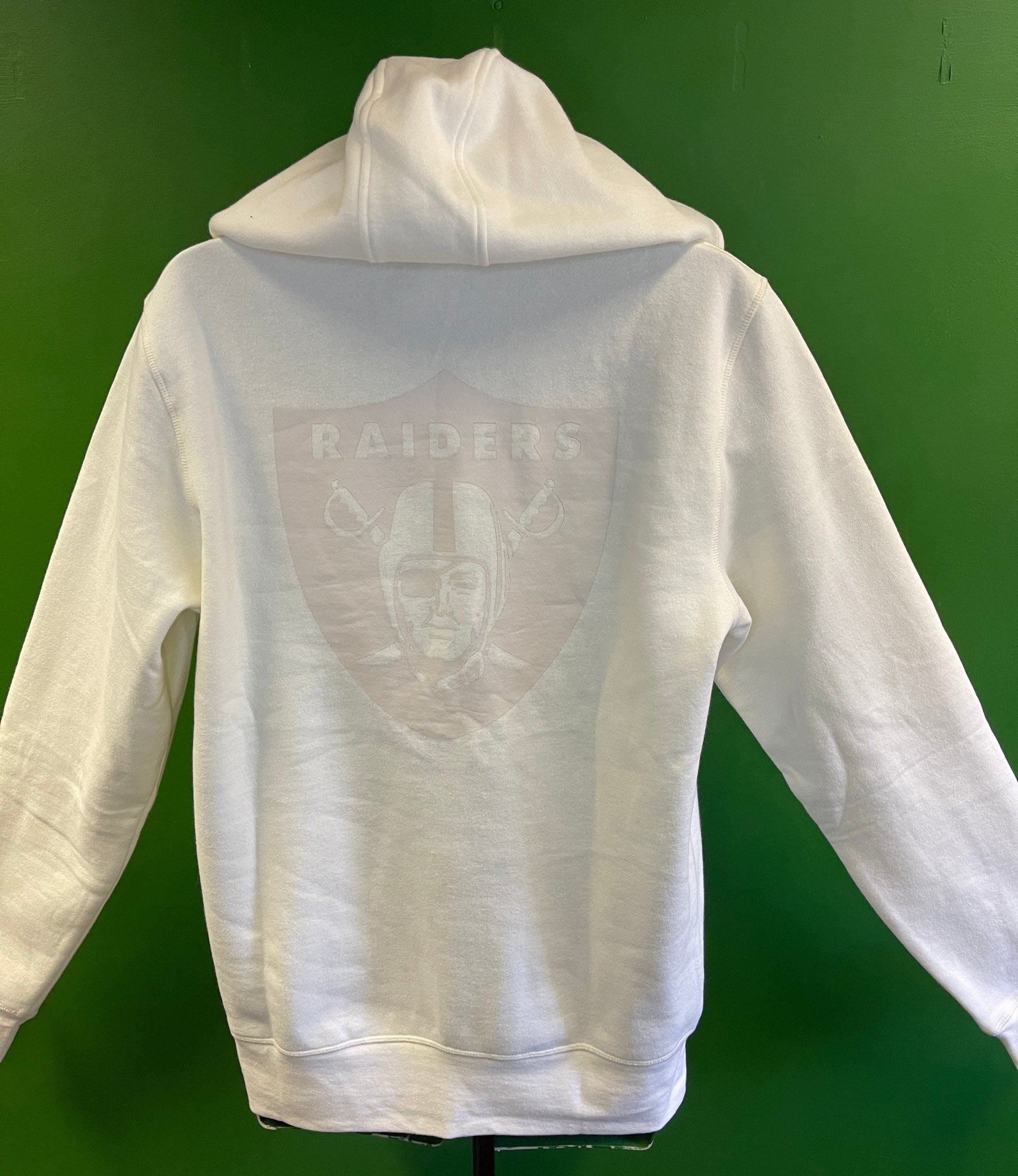 NFL Las Vegas Raiders Unique Understated Cream Pullover Hoodie Men's Medium NWT