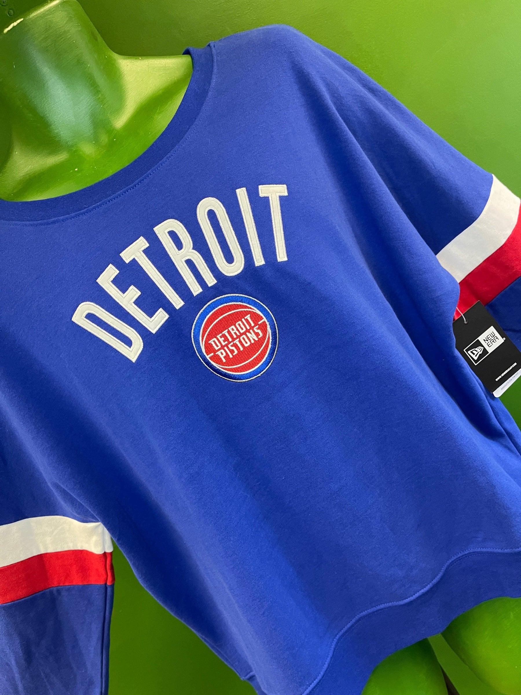 NBA Detroit Pistons New Era Blue Cropped Pullover Sweatshirt Women's Large NWT