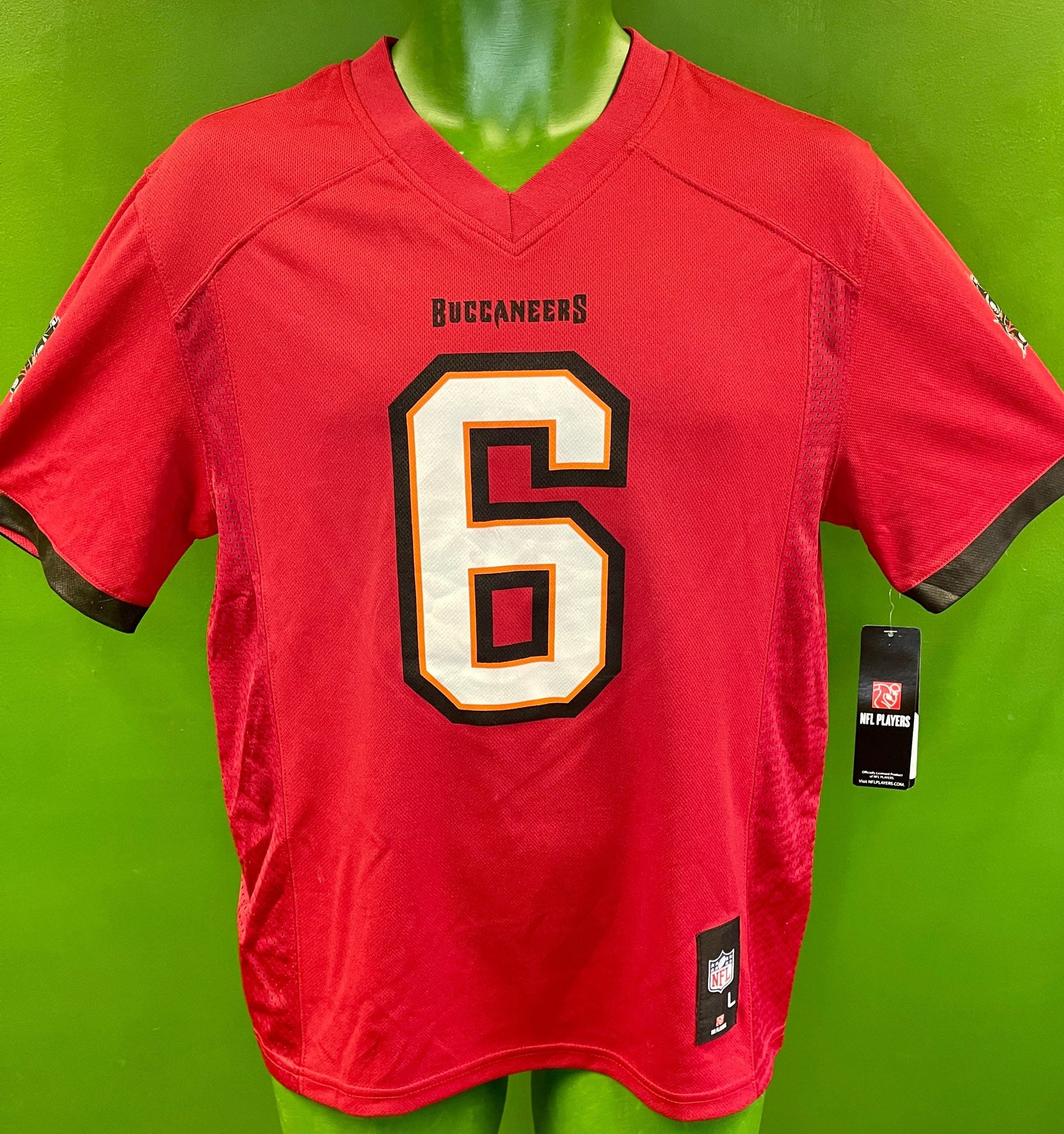 NFL Tampa Bay Buccaneers Baker Mayfield #6 Jersey Youth Large 14-16 NWT