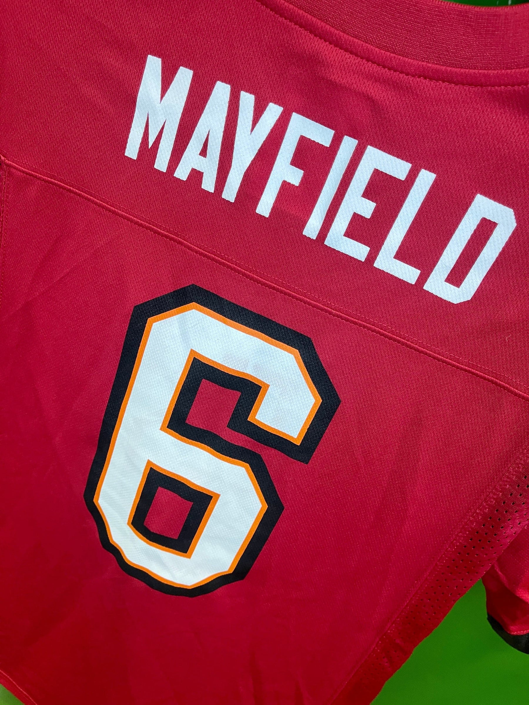 NFL Tampa Bay Buccaneers Baker Mayfield #6 Jersey Youth Large 14-16 NWT