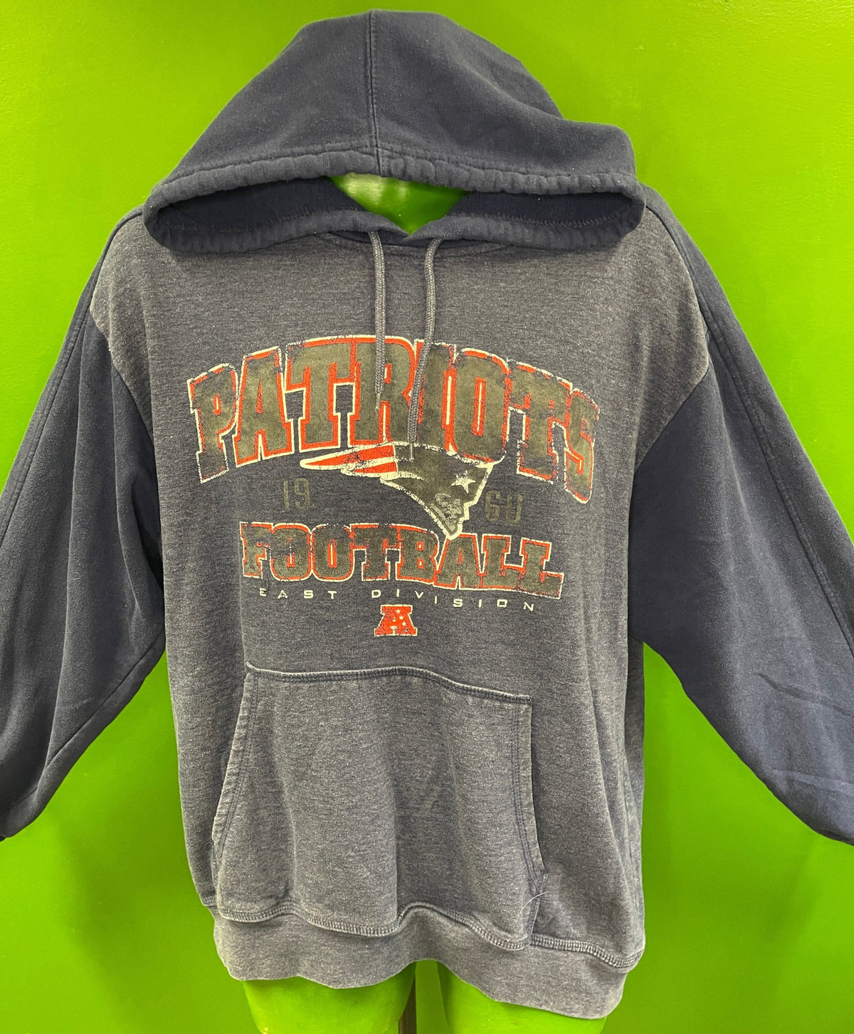 NFL New England Patriots Weathered Navy Pullover Hoodie Youth X-Large 18-20