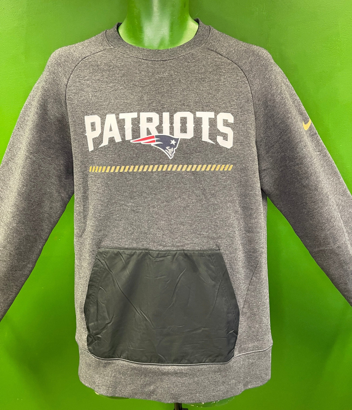 NFL New England Patriots Heathered Grey Pullover Sweatshirt Men's Medium