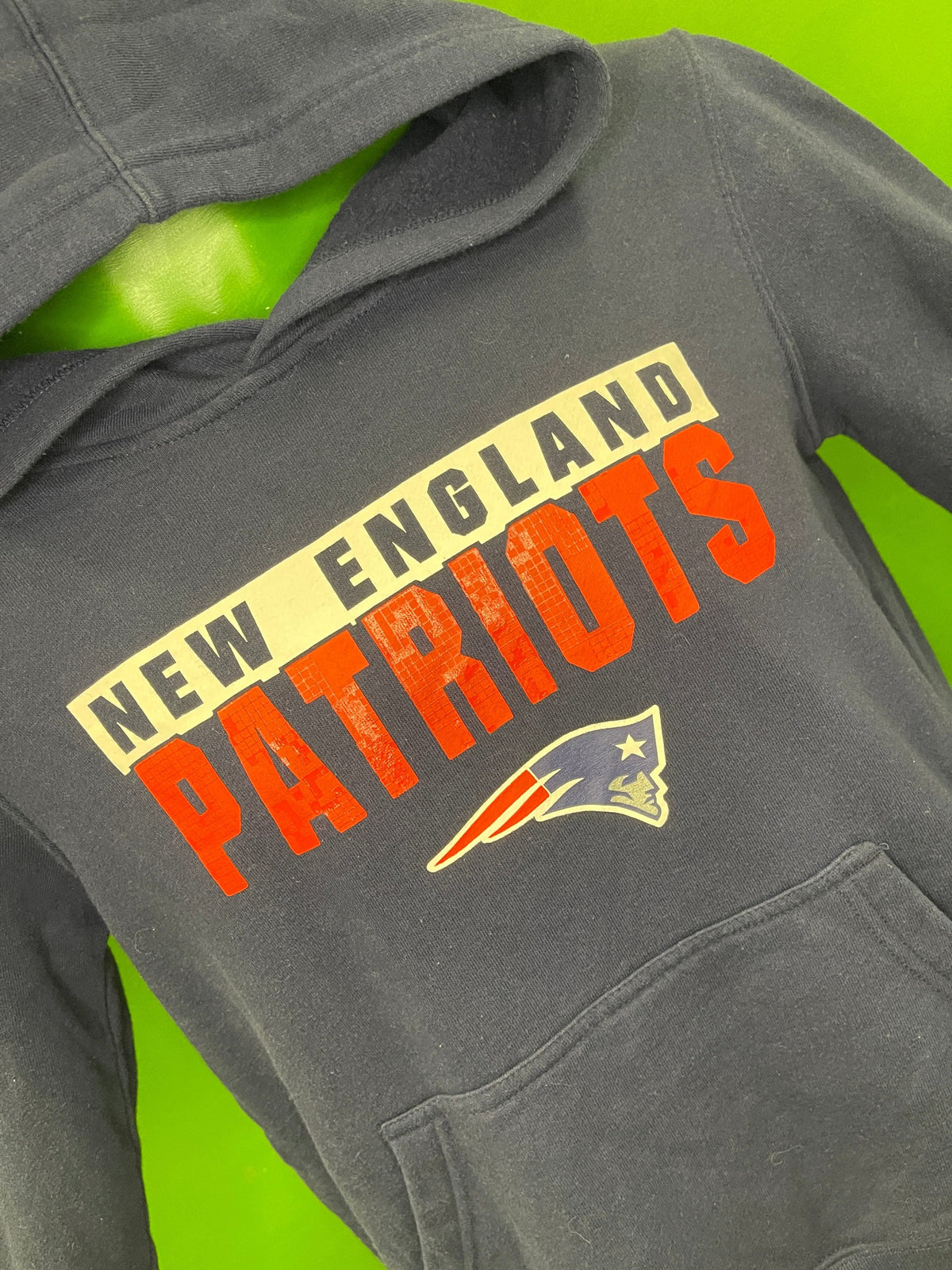 NFL New England Patriots Navy Pullover Hoodie Youth Large 14-16