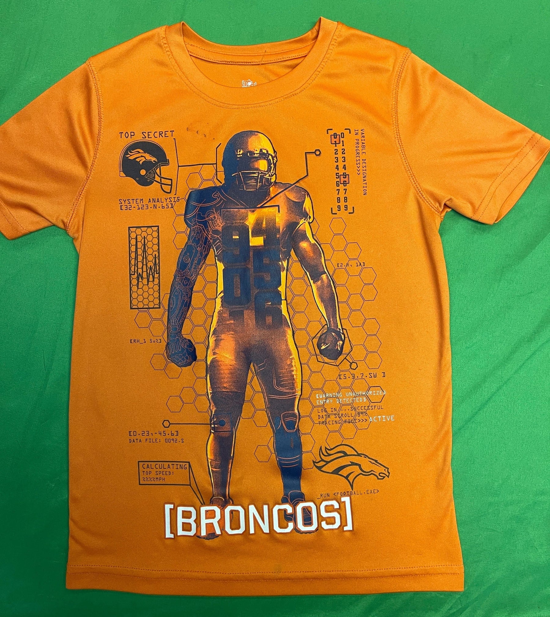 NFL Denver Broncos T-Shirt Youth Small 8