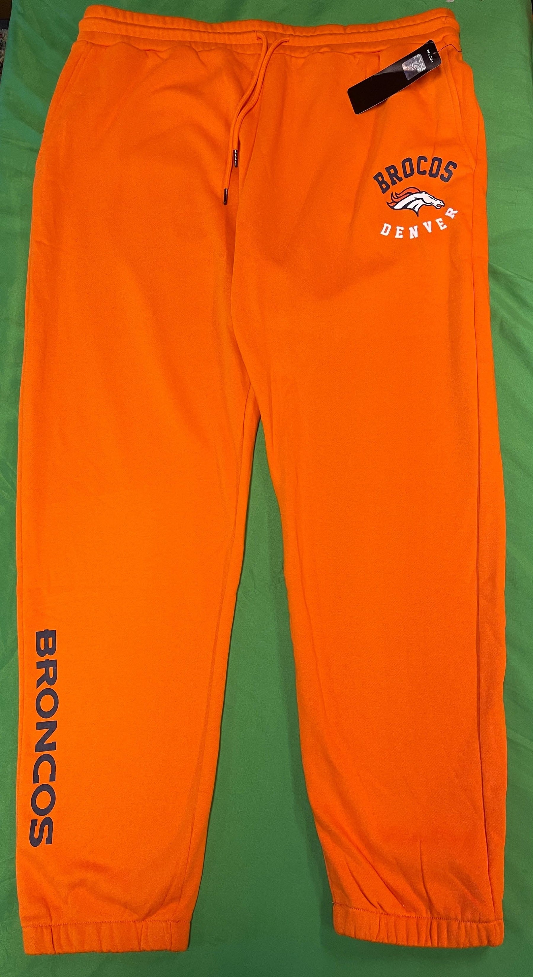 NFL Denver Broncos Orange Joggers Men's 2X-Large NWT