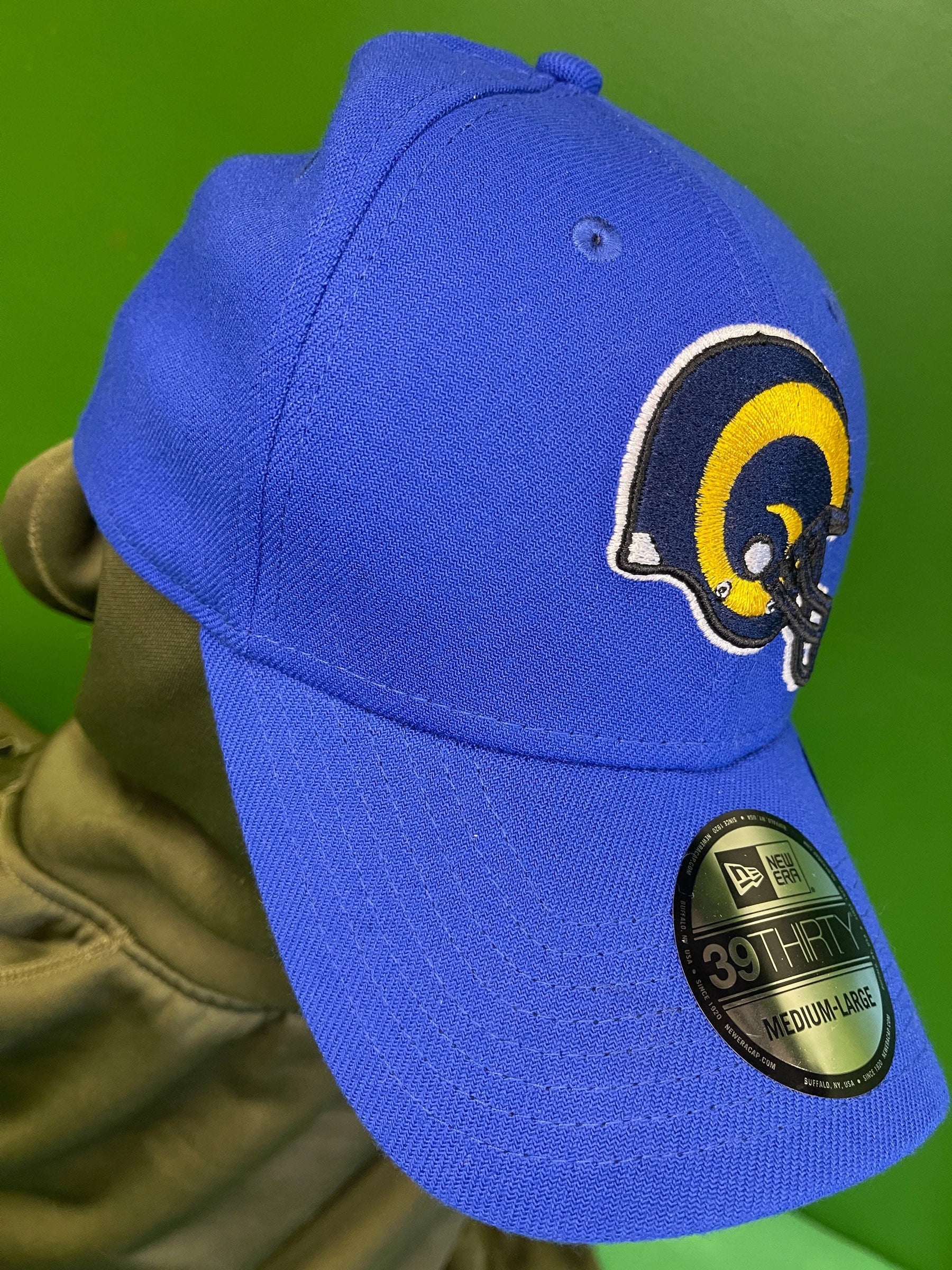 NFL Los Angeles Rams New Era 39THIRTY Blue Fitted Hat/Cap Size Medium/Large NWT