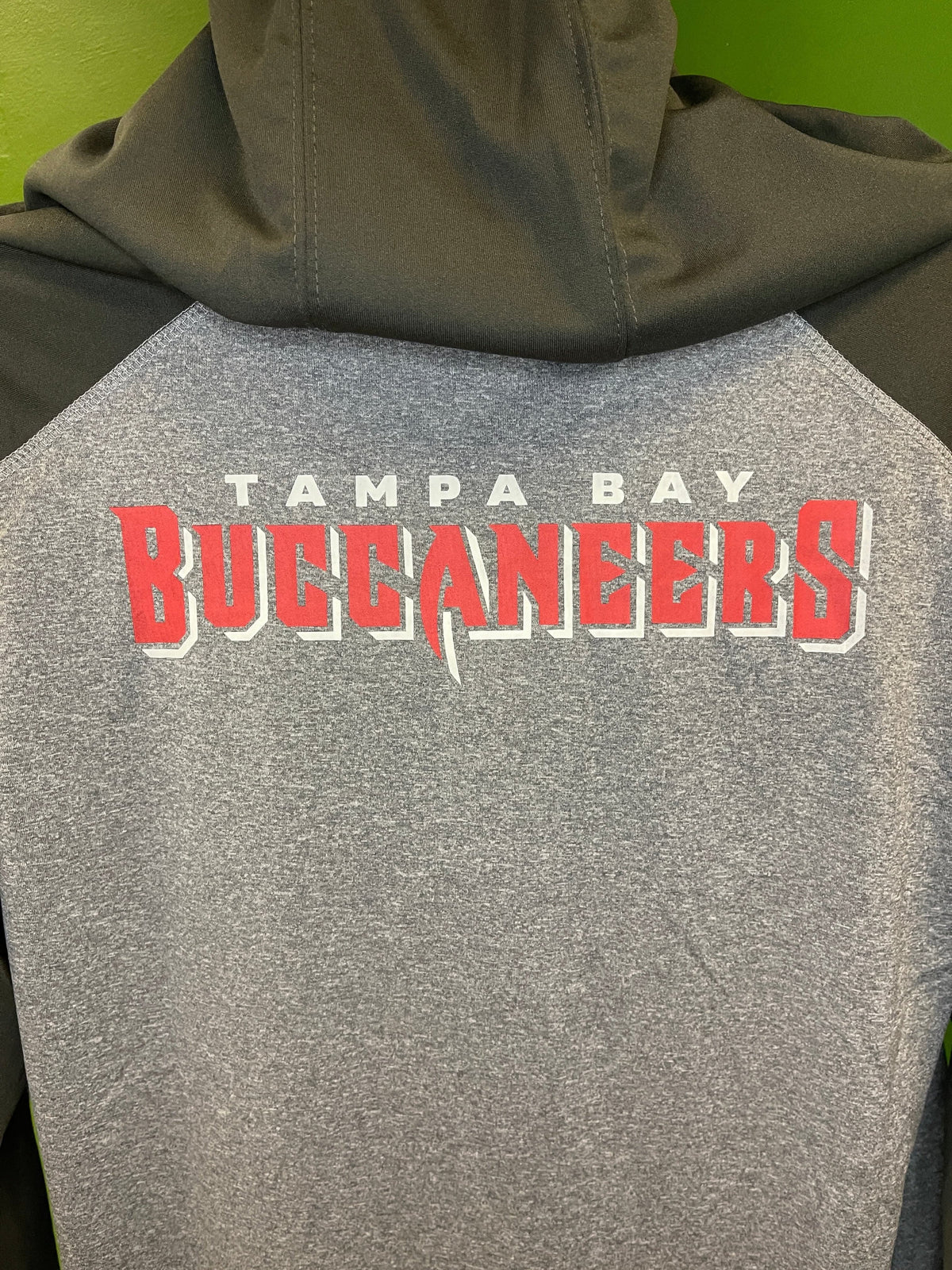 NFL Tampa Bay Buccaneers 1/4 Zip Hooded L/S T-Shirt Men's Large NWT