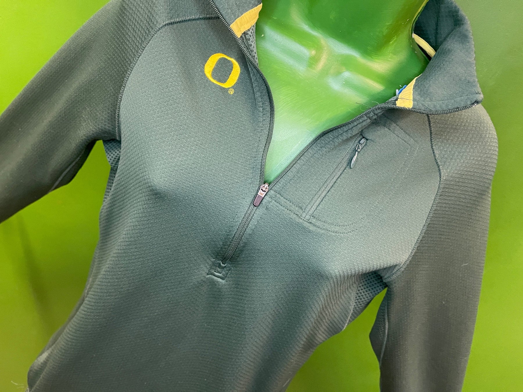 NCAA Oregon Ducks 1/4 Zip Pullover Women's Medium 8-10 US, 12-14 UK
