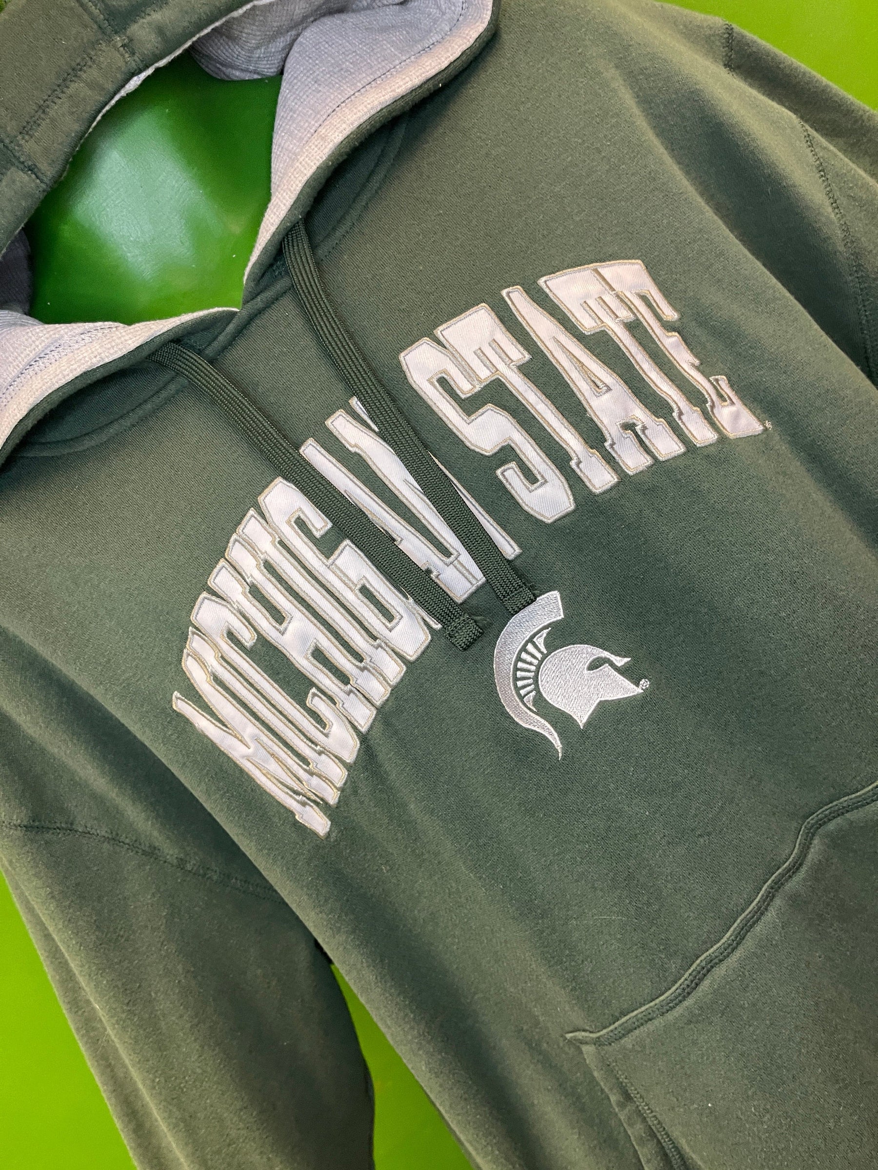 NCAA Michigan State Spartans Champion Stitched Pullover Hoodie Men's X-Large