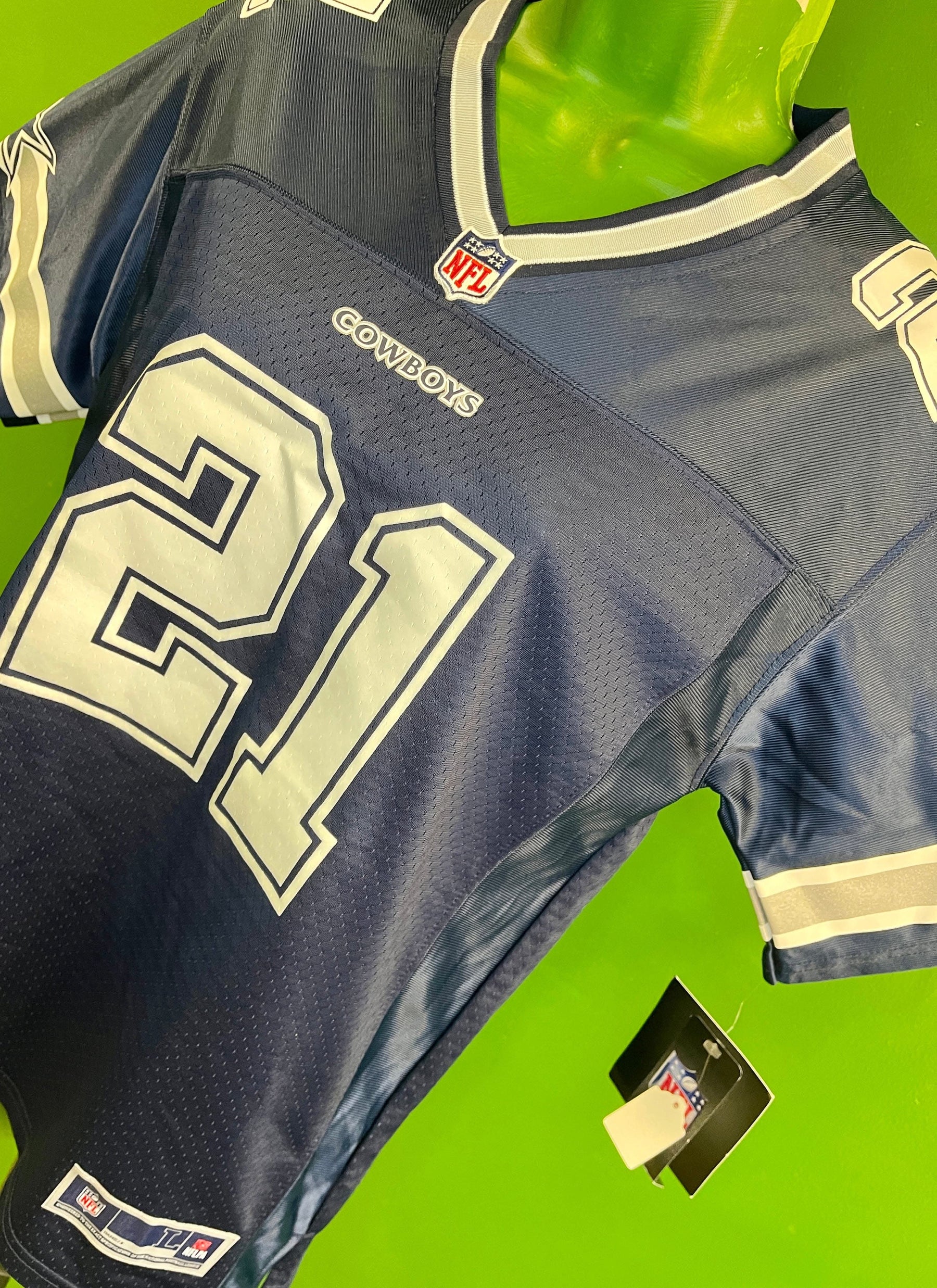 NFL Dallas Cowboys Ezekiel Elliott #21 Pro Line Jersey Youth Large 14-16 NWT
