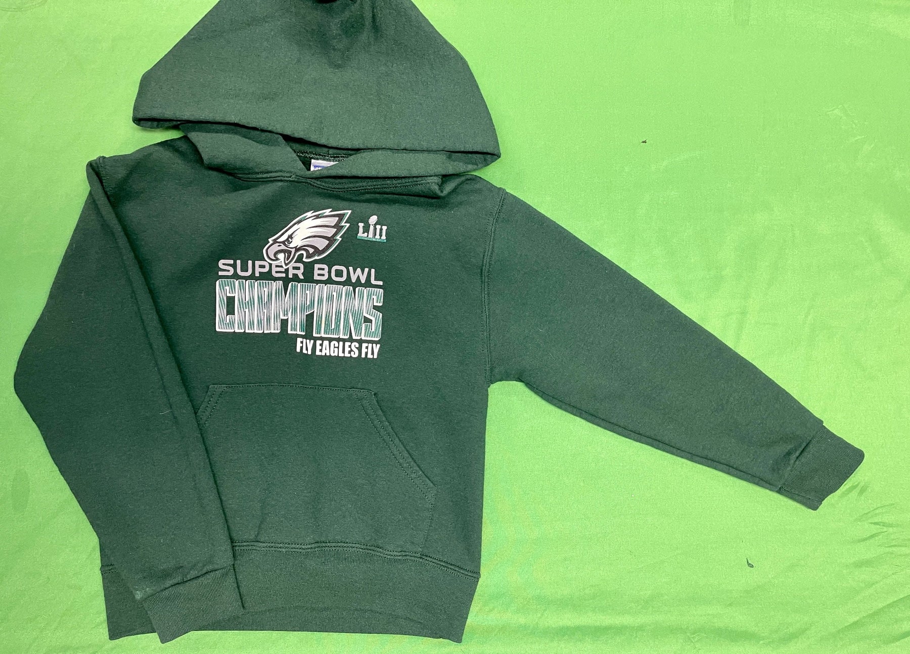 NFL Philadephia Eagles Super Bowl LII Champions Pullover Hoodie Youth Small 6-8