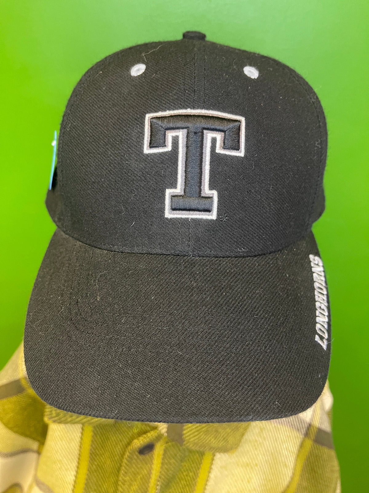 NCAA Texas Longhorns Black "T" Logo Fitted Hat/Cap 7