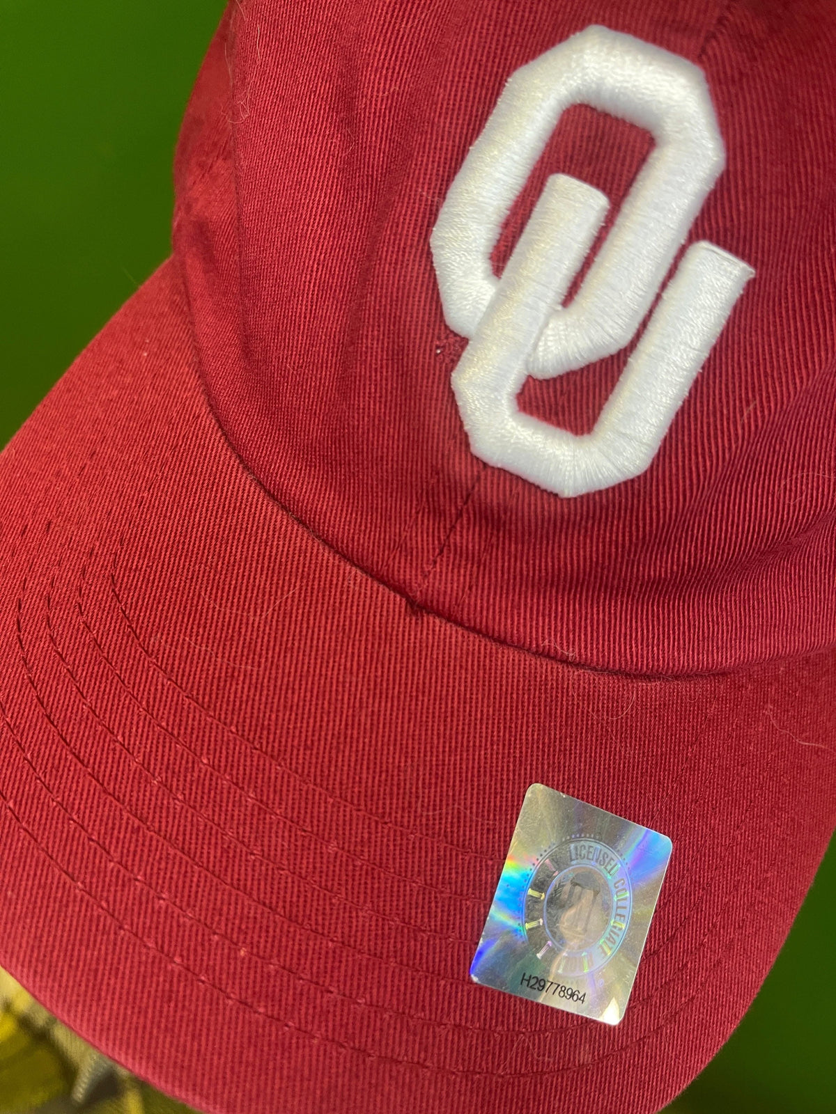 NCAA Oklahoma Sooners 100% Cotton Strapback Hat/Cap Youth OSFM/Adult Small