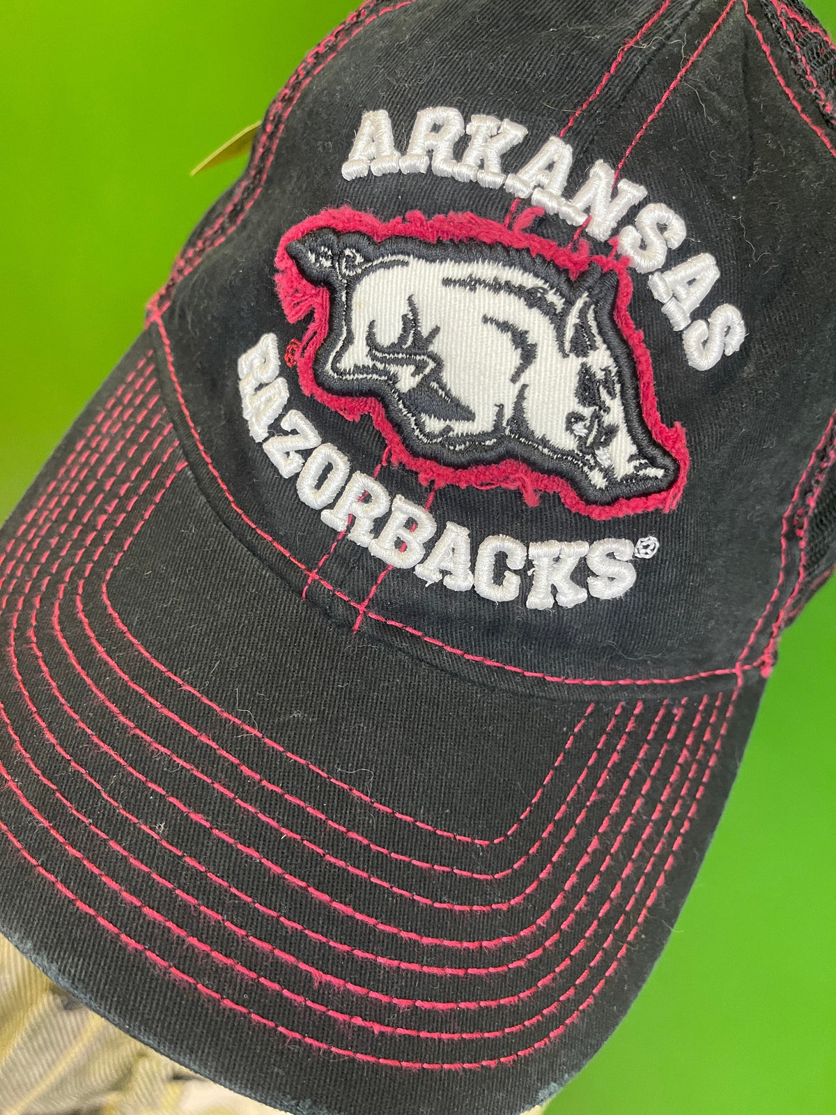 NCAA Arkansas Razorbacks Distressed Mesh Snapback Hat/Cap OSFM NWT