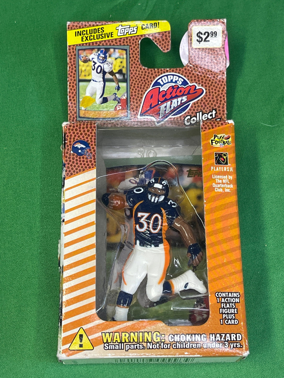NFL Denver Broncos Terrell Davis #30 Topps Vintage Action Flats Figure & Card NWT