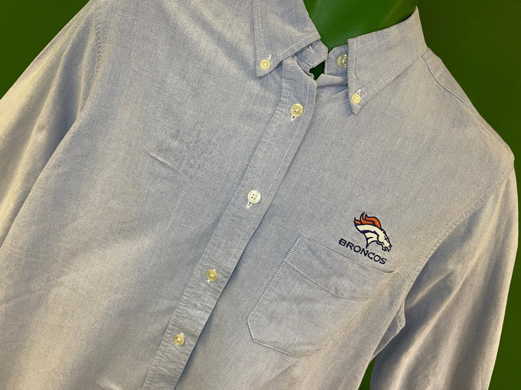 NFL Denver Broncos Antigua 100% Cotton Button-Up L/S Shirt Women's Medium