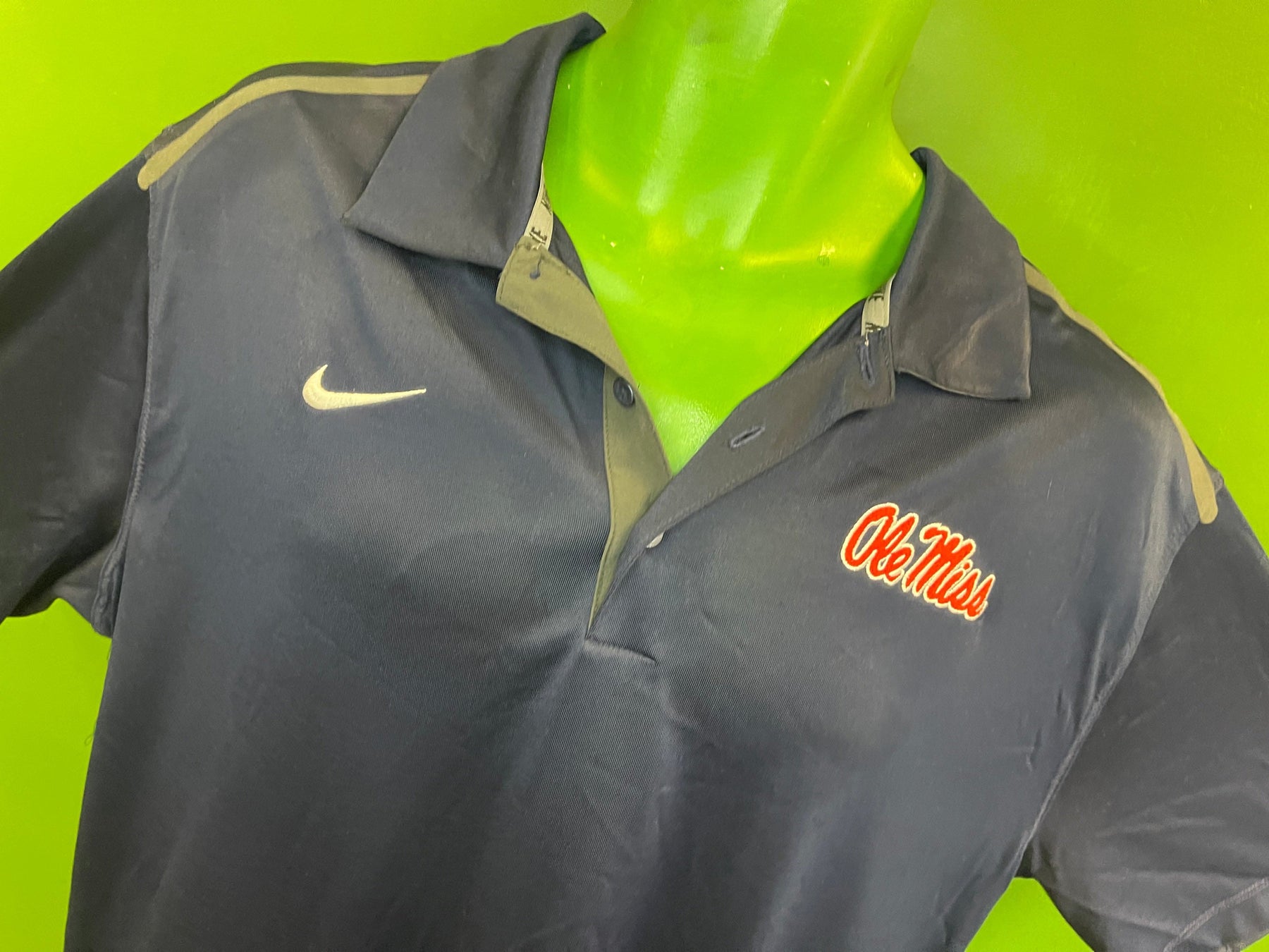 NCAA Ole Miss Mississippi Rebels Dri-Fit Sheer Golf Polo Shirt Men's Large