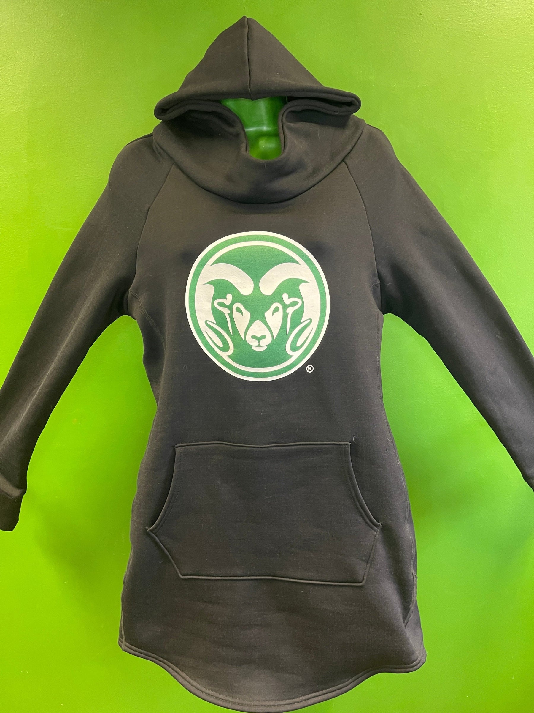 NCAA Colorado State Rams Fitted Black Pullover Hoodie Women's Small