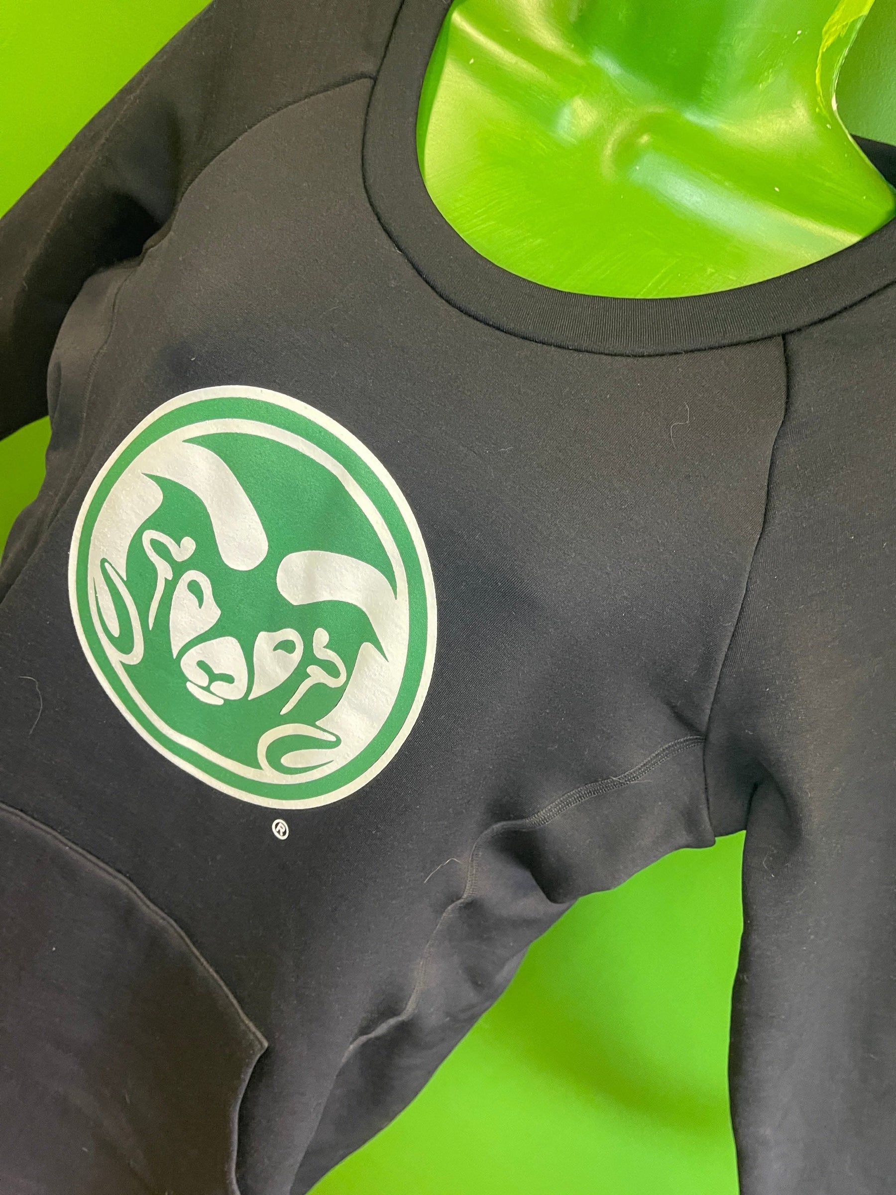 NCAA Colorado State Rams Fitted Black Pullover Sweatshirt Women's Medium