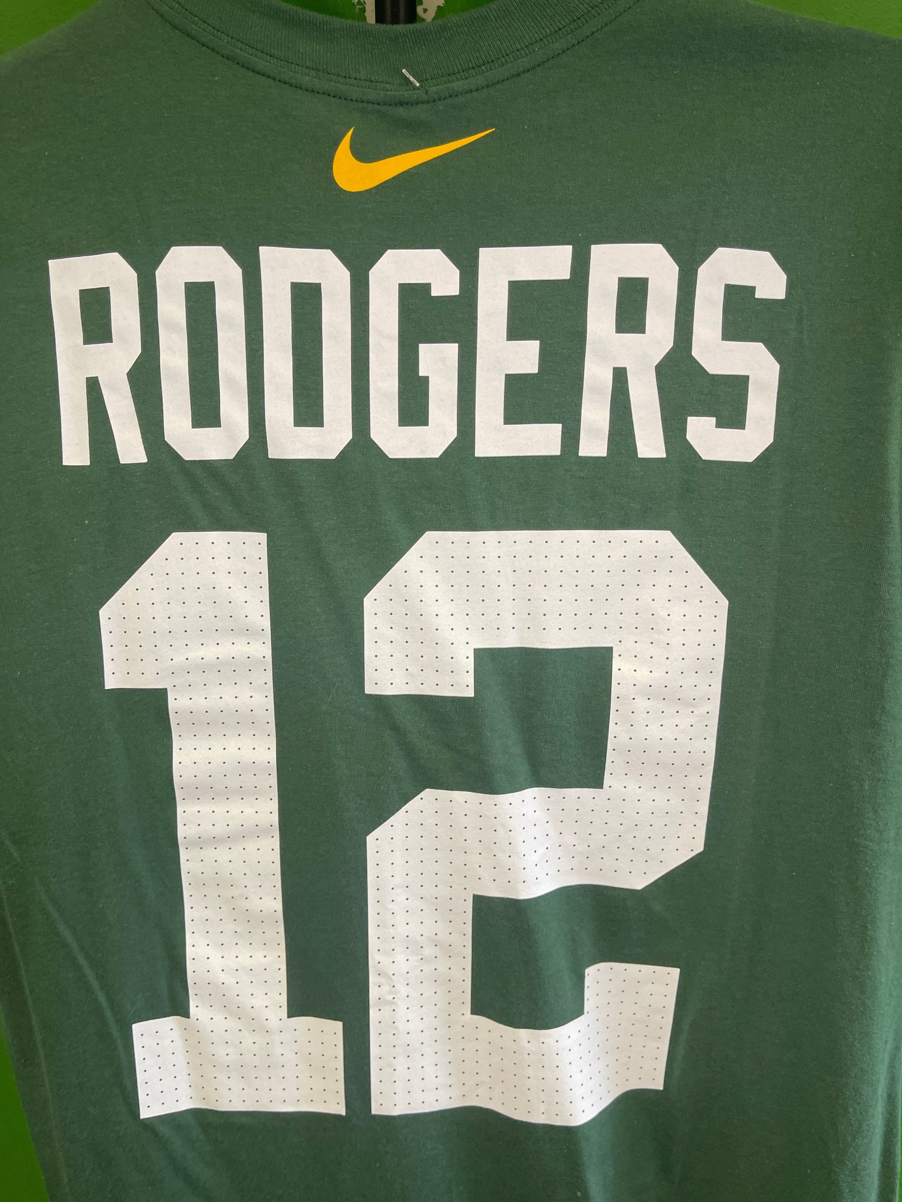NFL Green Bay Packers Aaron Rodgers #12 T-Shirt Men's Medium NWT