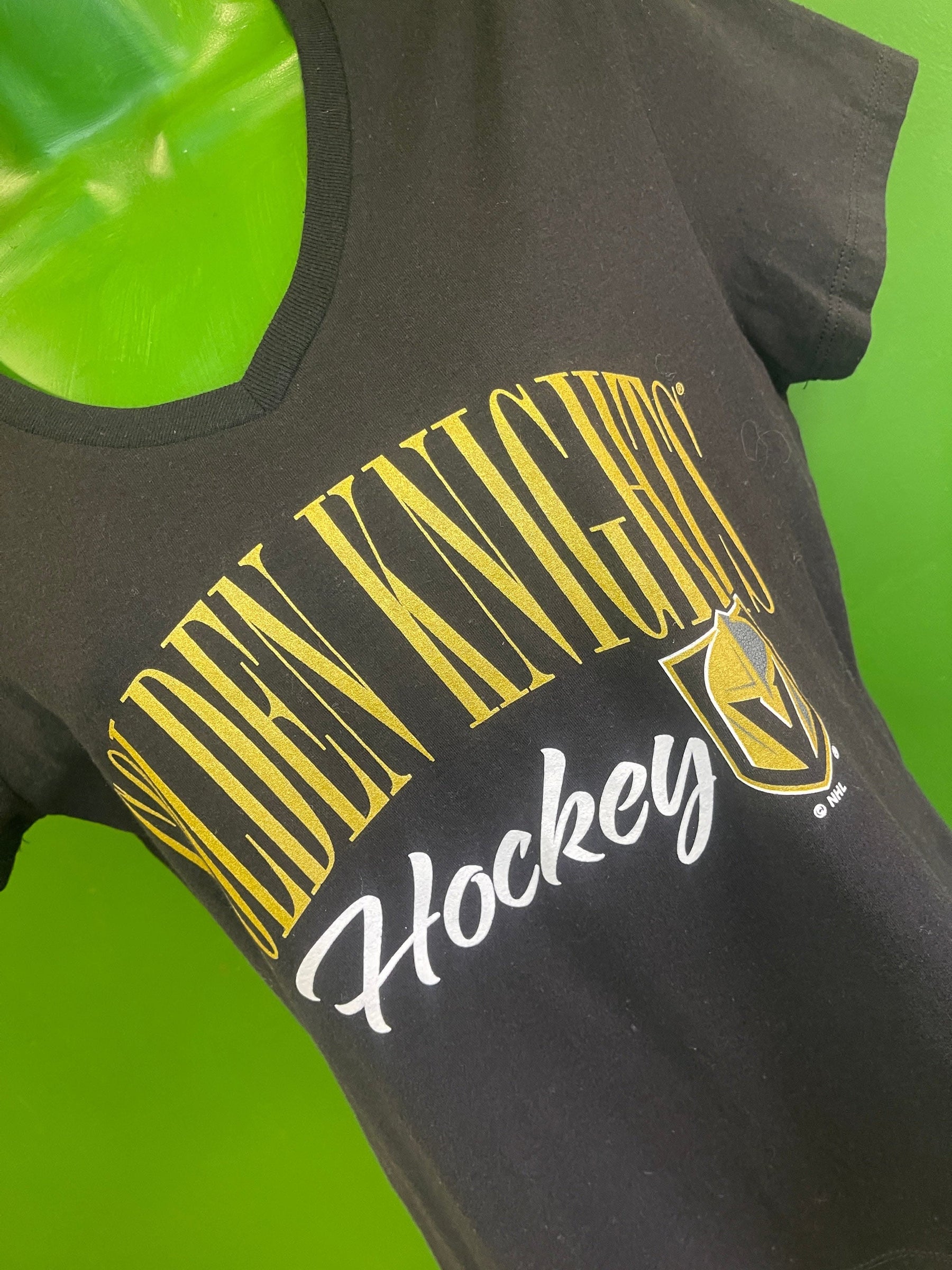 NHL Vegas Golden Knights Black V-Neck T-Shirt Women's Small NWT