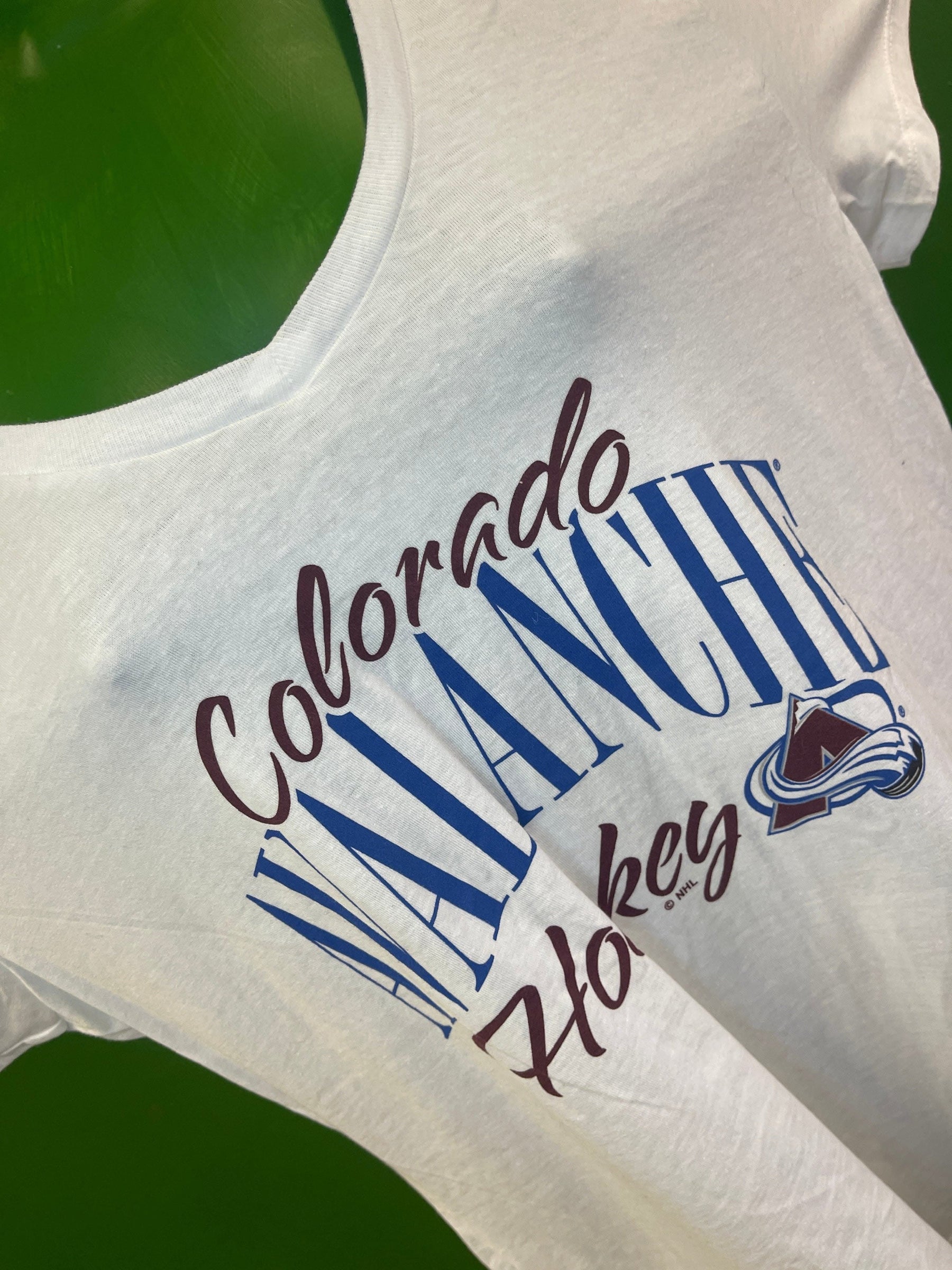 NHL Colorado Avalanche White V-Neck T-Shirt Women's Large NWT