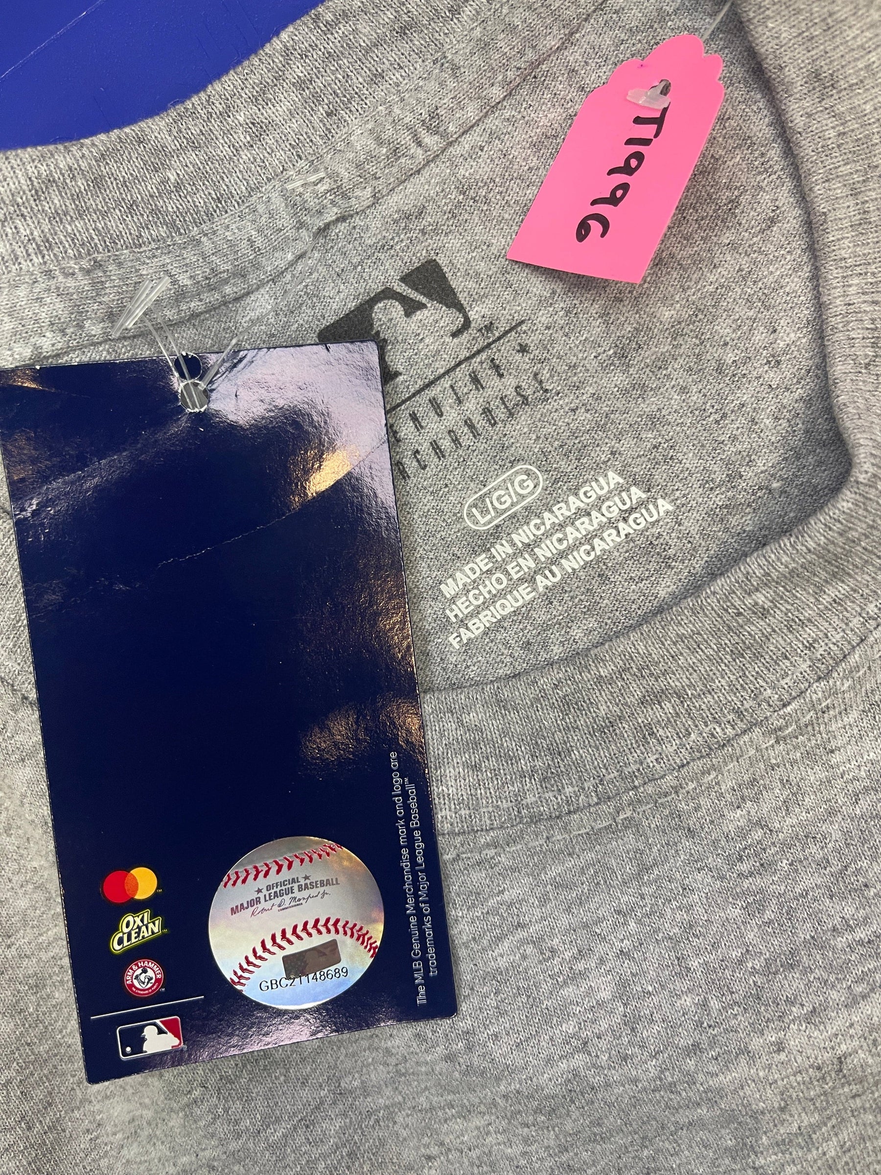 MLB Milwaukee Brewers Heathered Grey T-Shirt Men's Large NWT