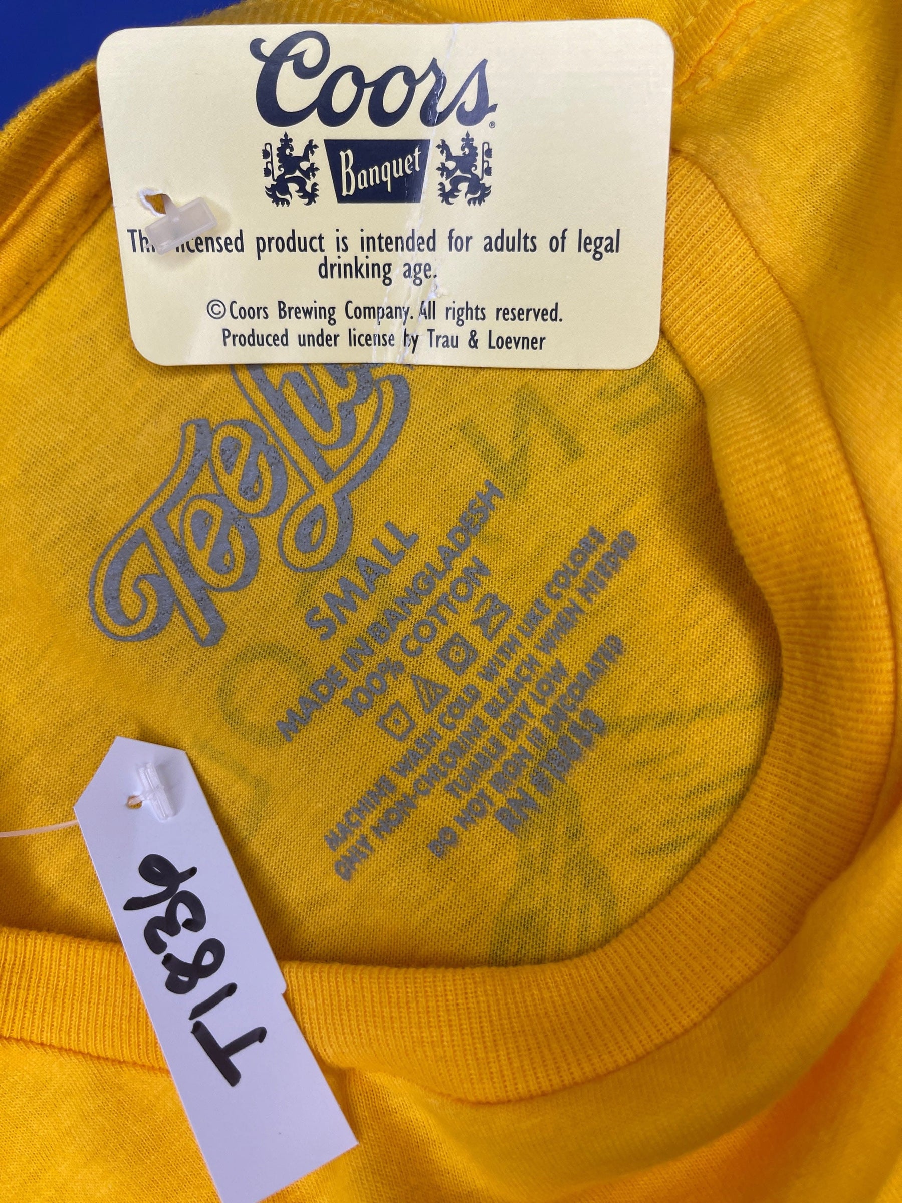 Coors Banquet Beer Golden Colorado T-Shirt Men's Small NWT