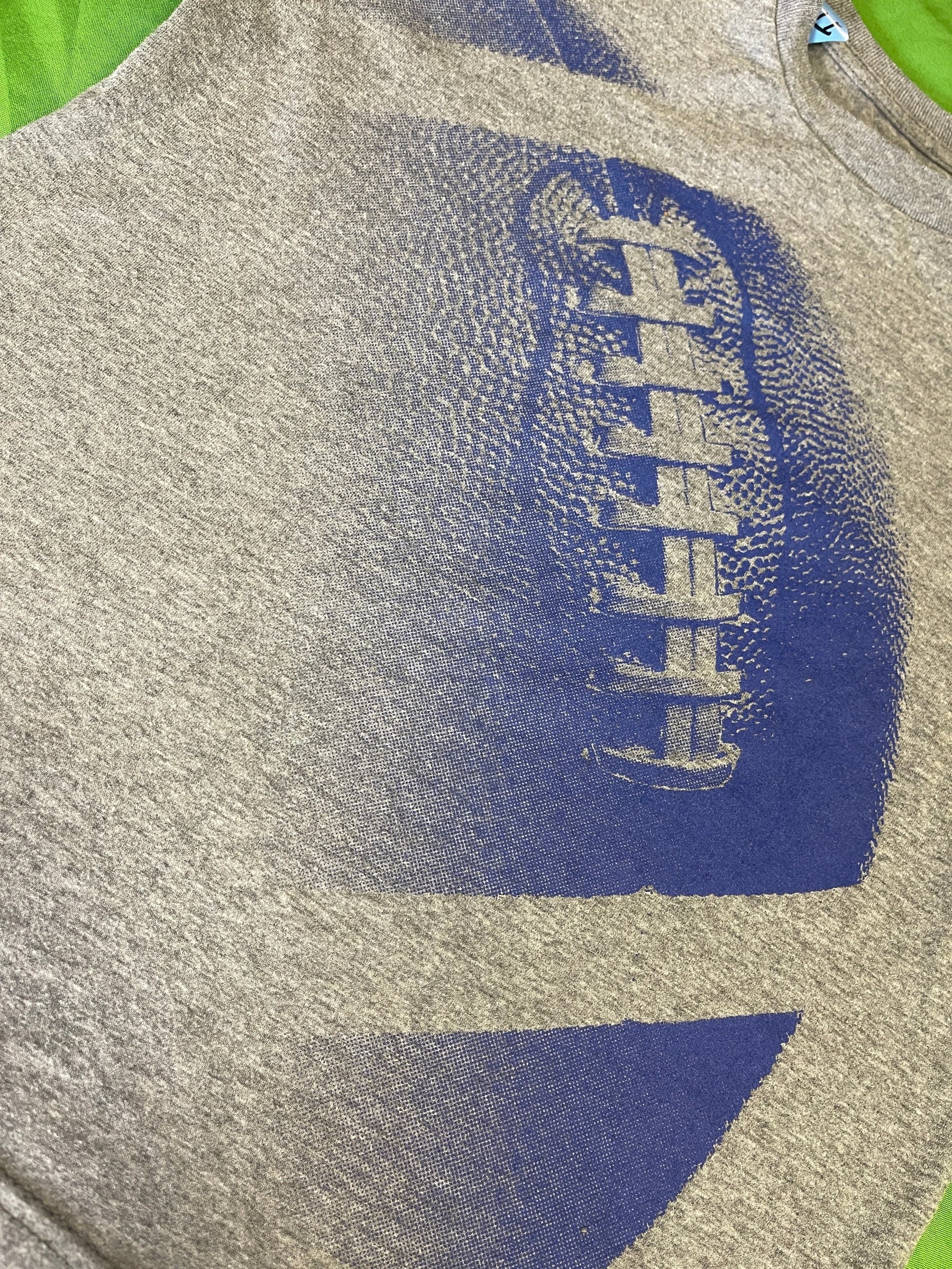 American Football Grey T-Shirt Youth X-Small/Small 5-6