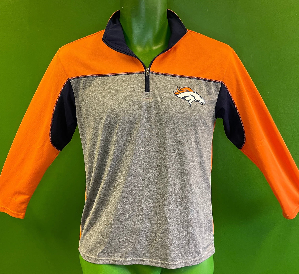 NFL Denver Broncos Lightweight 1/4 Zip Pullover Top Youth Medium 10-12