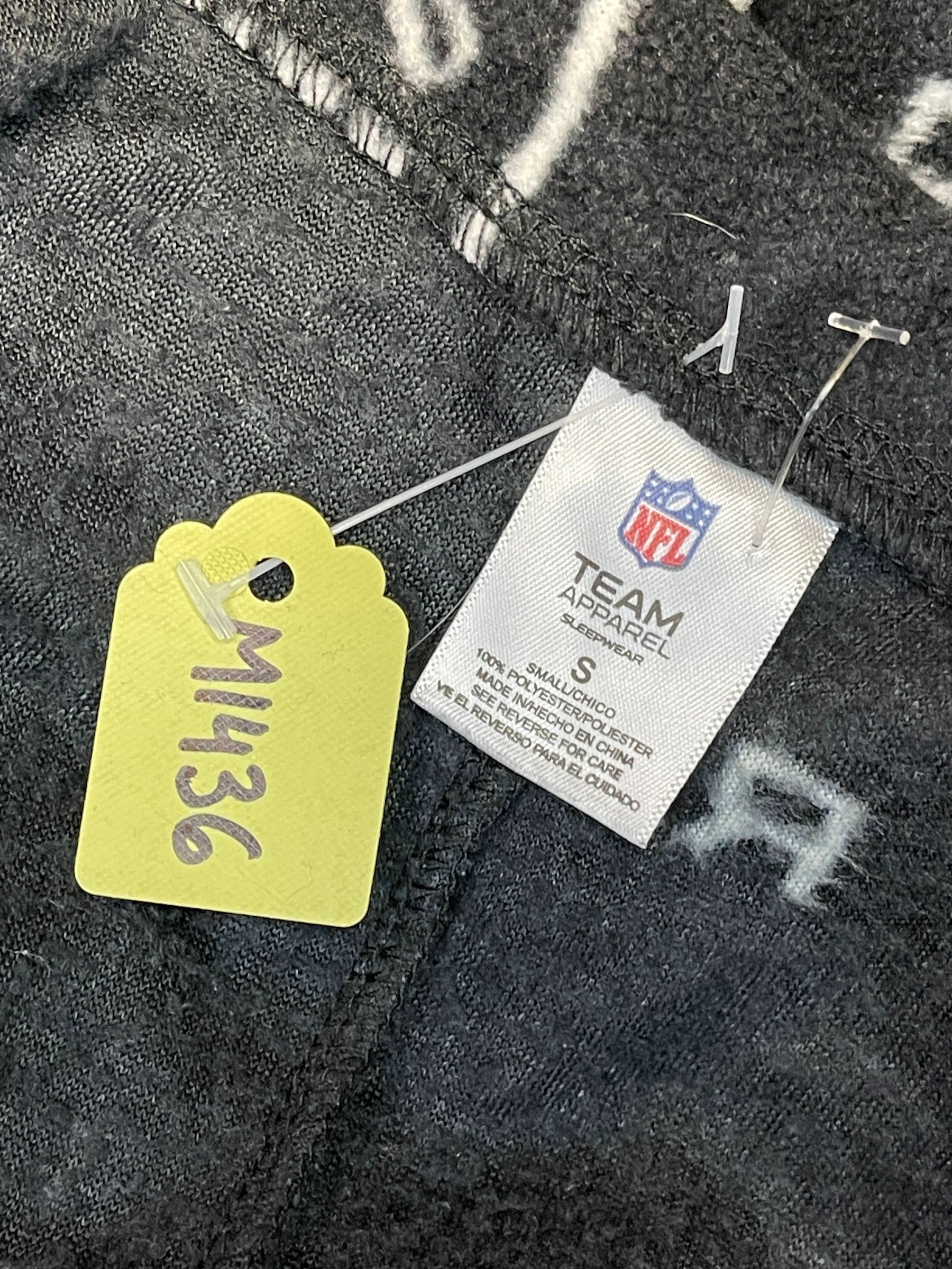 NFL Las Vegas Raiders Fleece Full-Zip L/S Footed Onesie Pyjamas Men's Small
