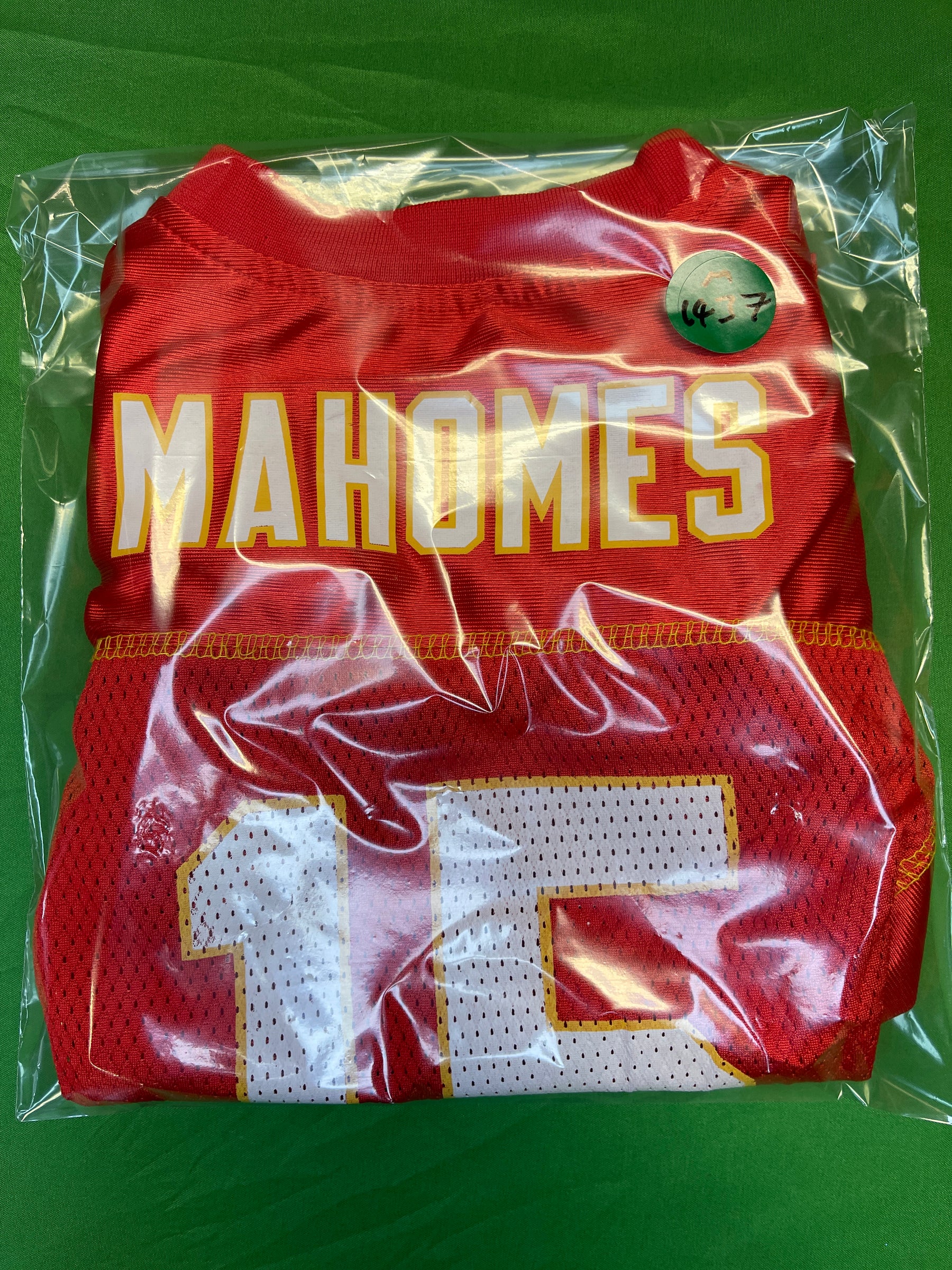 NFL Kansas City Chiefs Patrick Mahomes #15 Red Mesh Dog Jersey Size Large