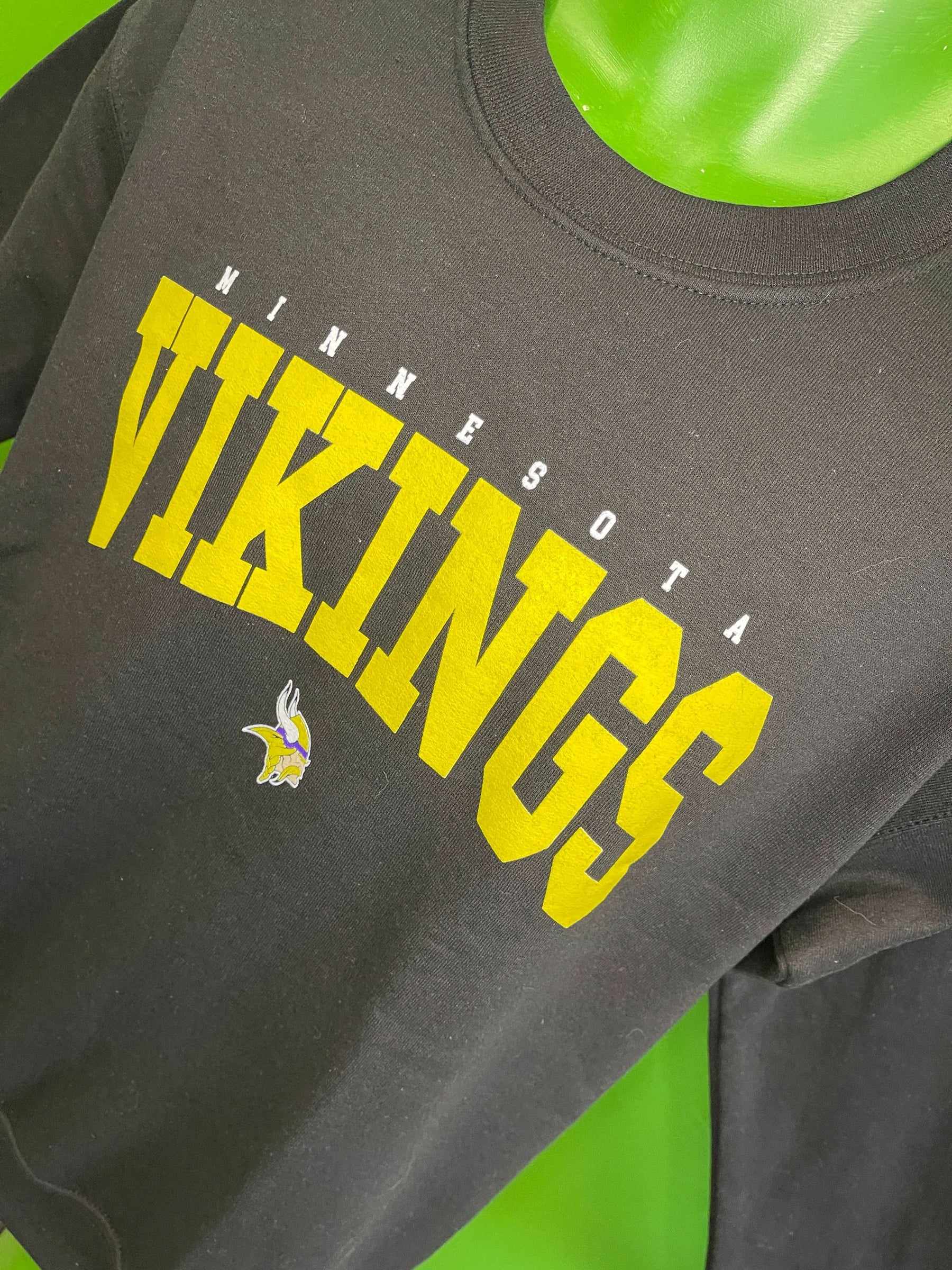 NFL Minnesota Vikings Black Pullover Sweatshirt Men's Small NWT