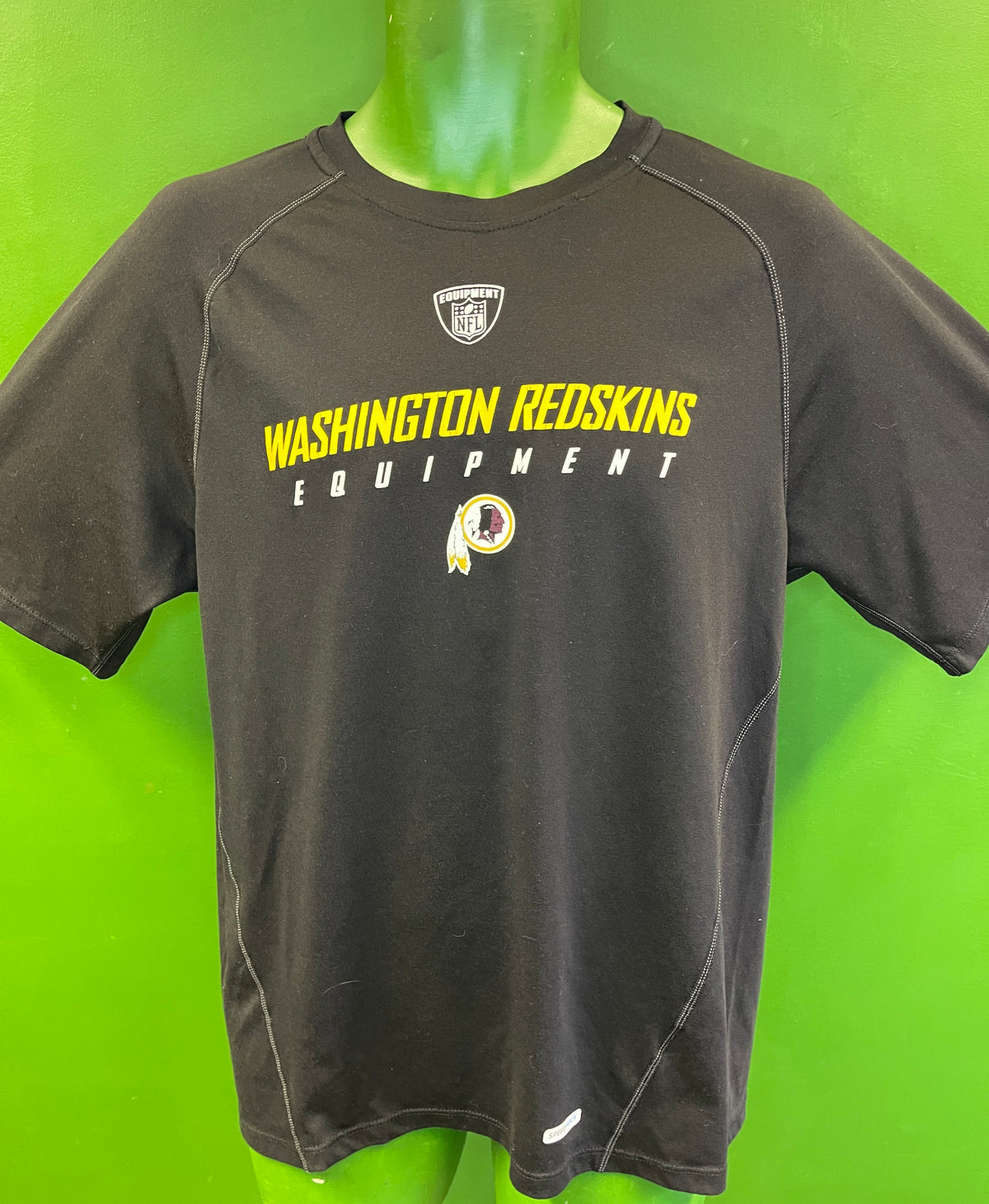 NFL Washington Commanders (Redskins) Speedwick T-Shirt Men's Small