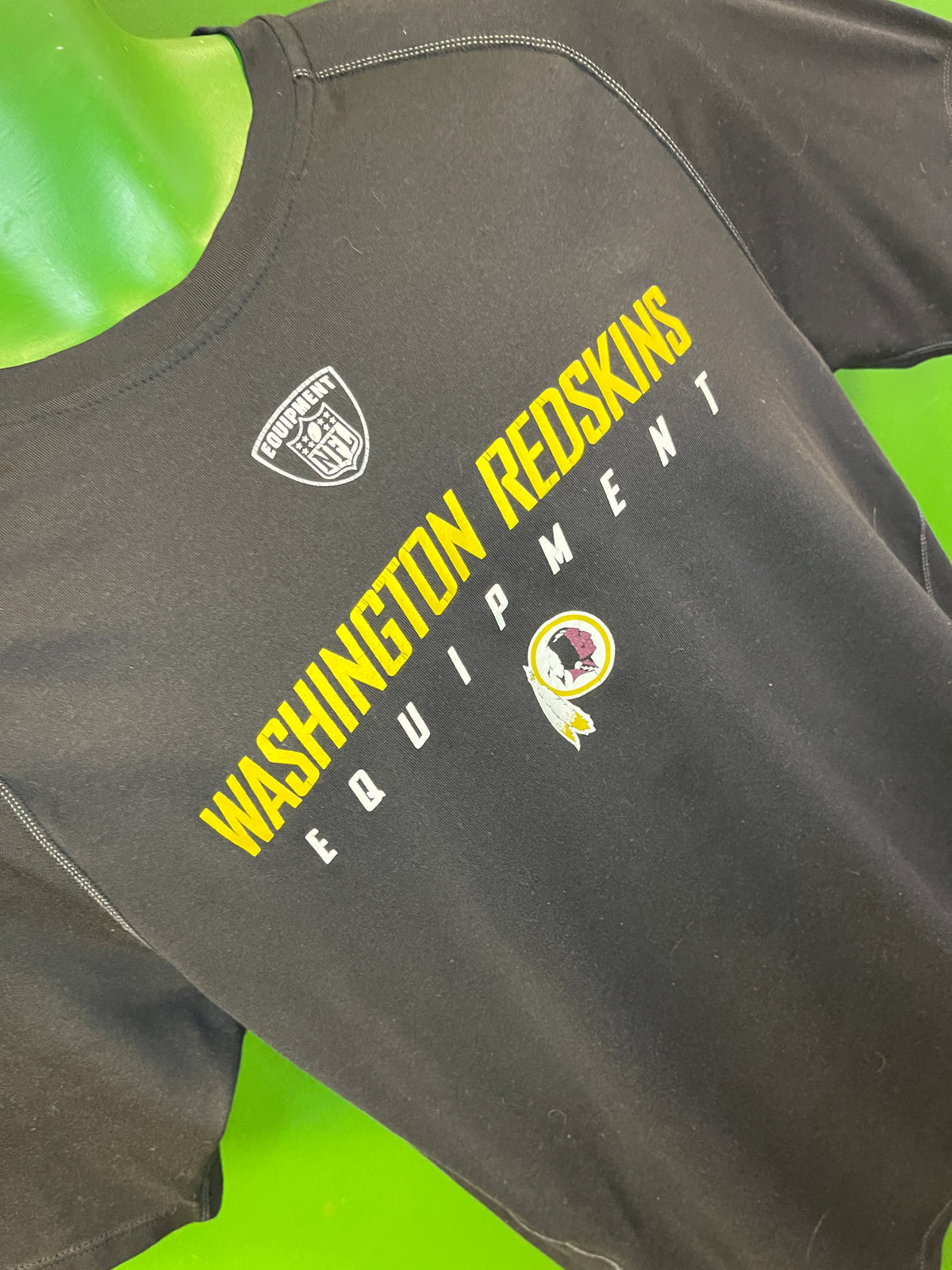 NFL Washington Commanders (Redskins) Speedwick T-Shirt Men's Small
