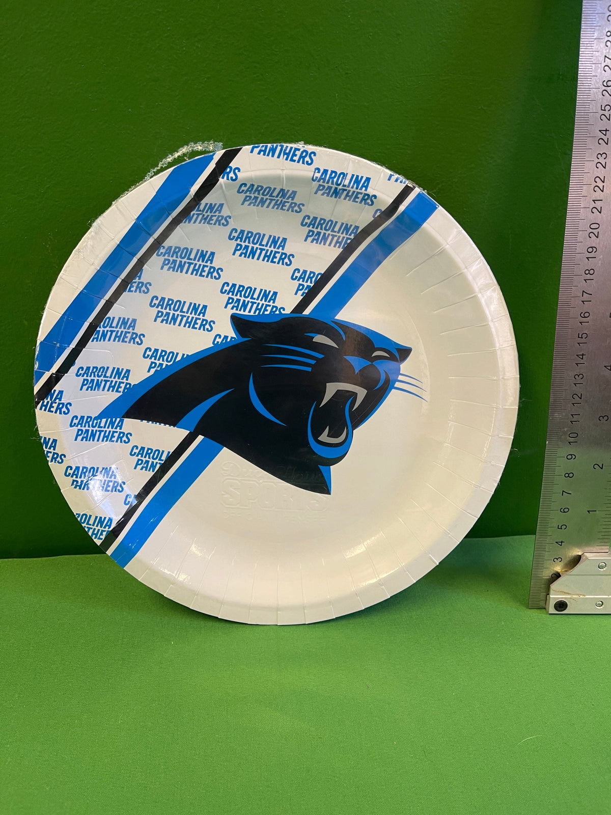 NFL Carolina Panthers Set of 8 9.75" Disposable Party Paper Plates NWT