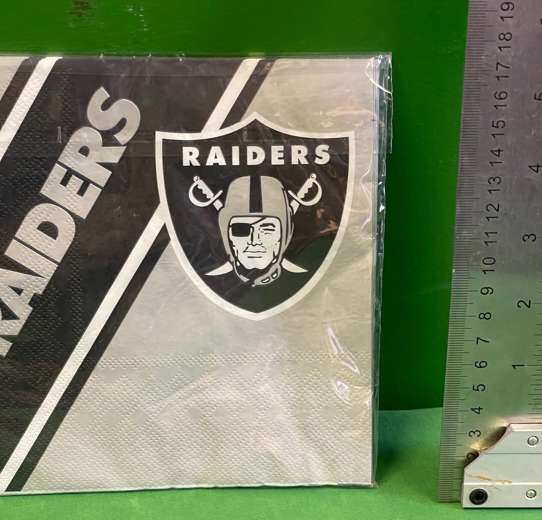NFL Las Vegas Raiders Set of 8 Disposable Paper Party Napkins NWT