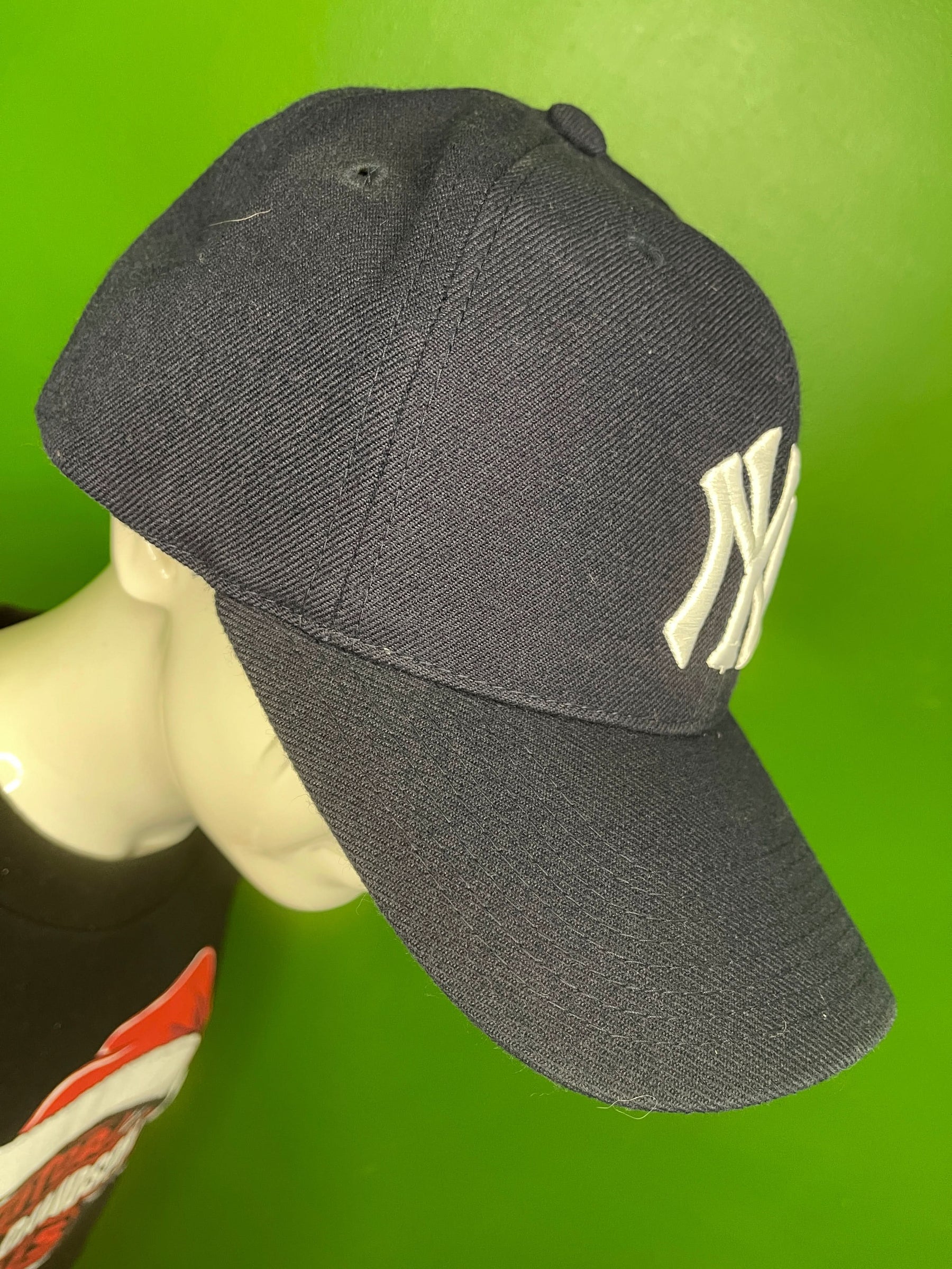 MLB New York Yankees Navy Acrylic/Wool Snapback Hat/Cap OSFM NWOT