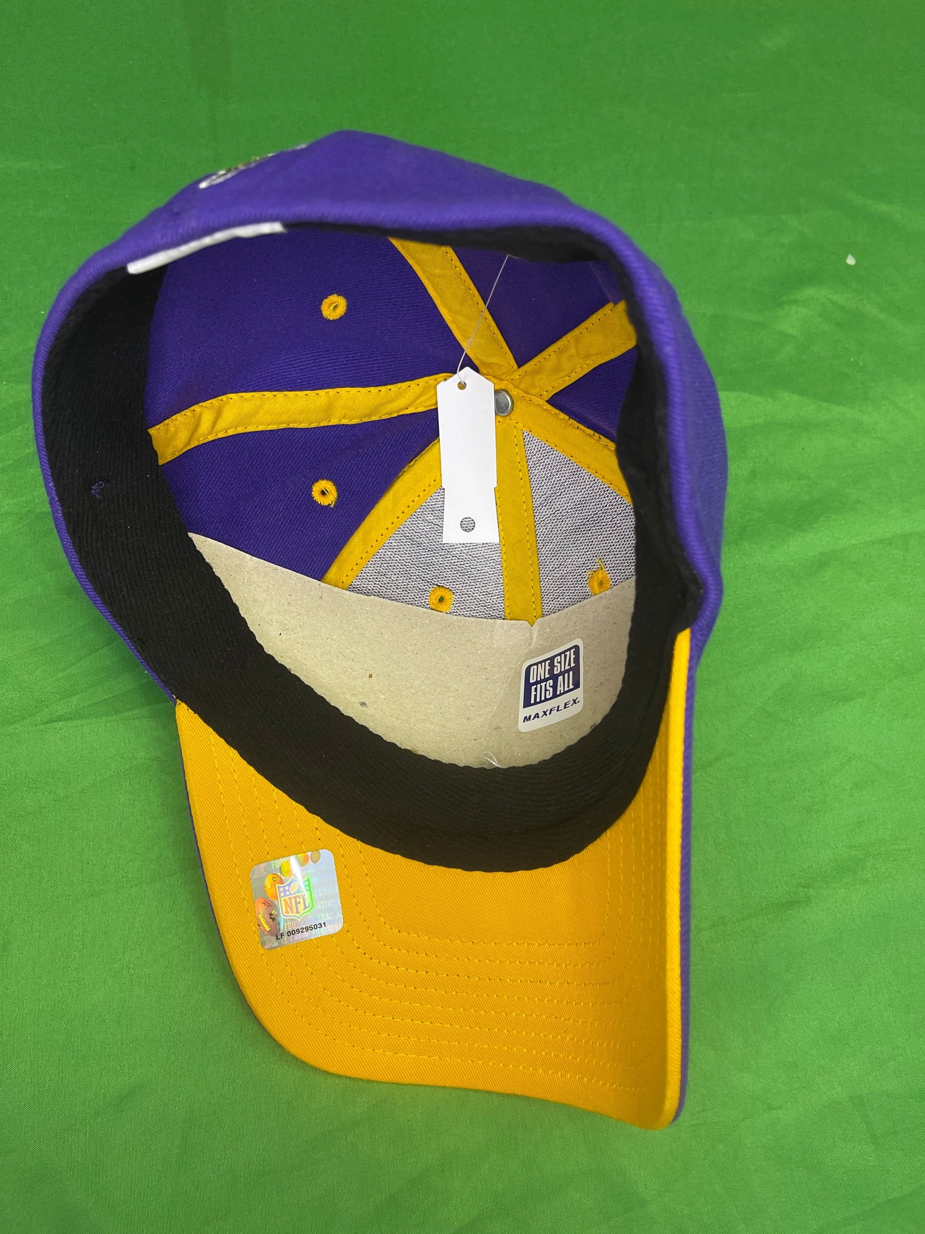 NFL Minnesota Vikings Stretch Fit Hat/Cap OSFM NWOT