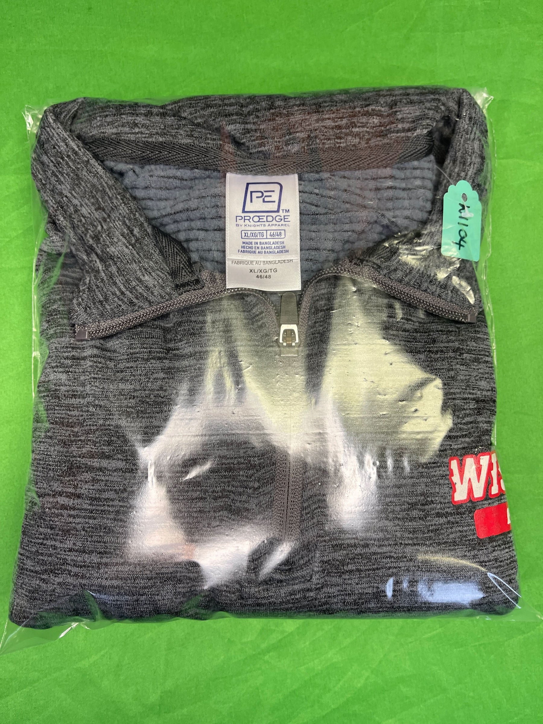 NCAA Wisconsin Badgers Pro Edge Space Dye 1/4-Zip Pullover Men's X-Large