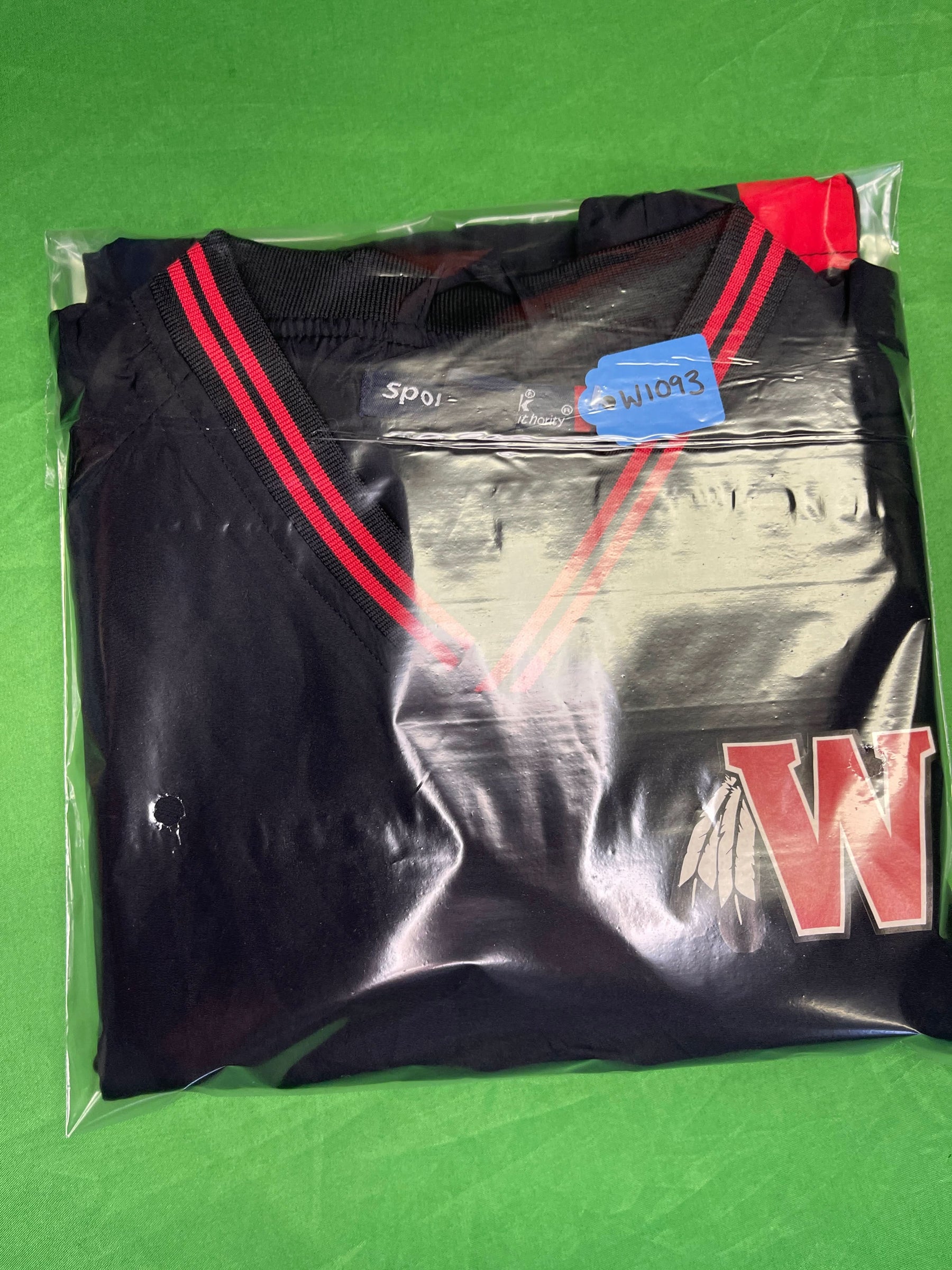 Unofficial NFL Washington Commanders #8 V-Neck Pullover Youth X-Small